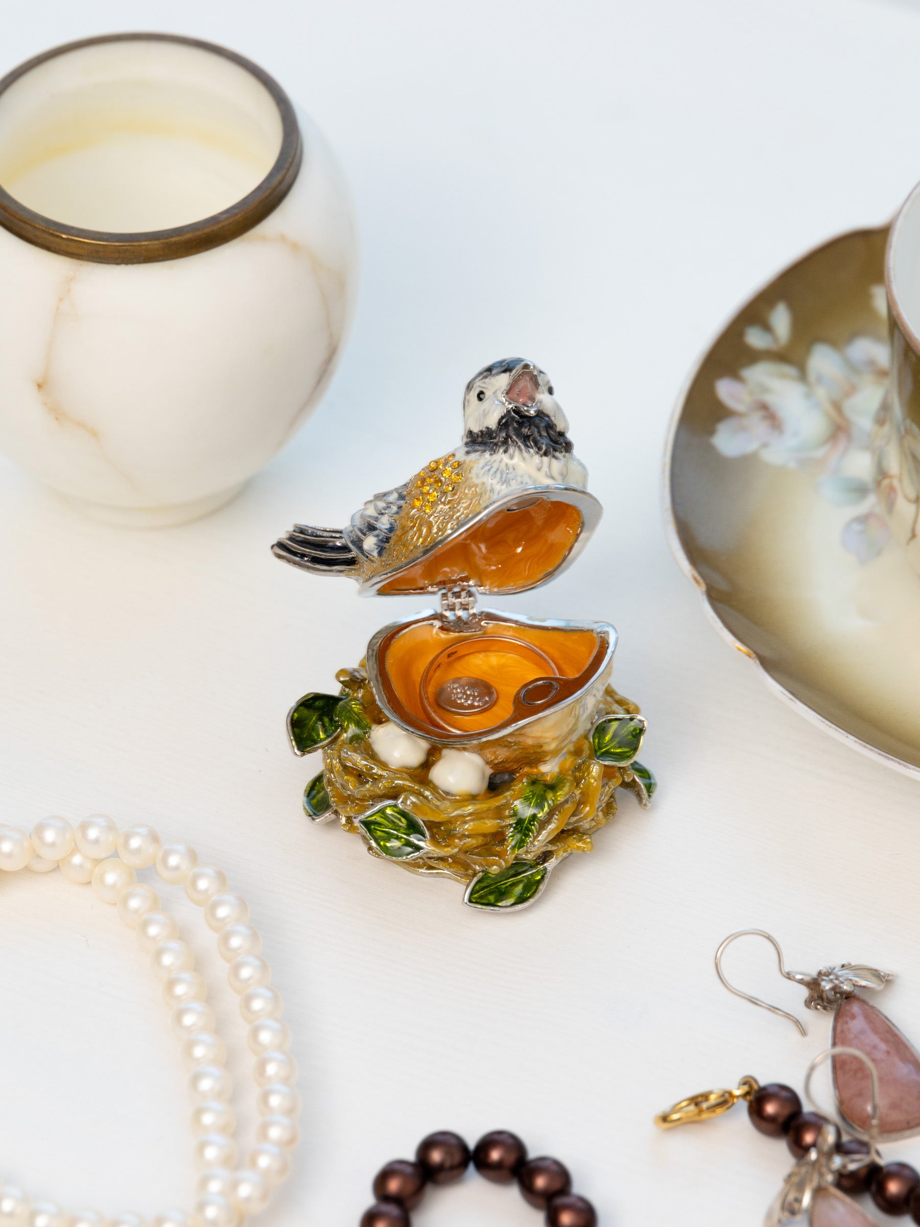 Keren Kopal Bird in a Nest