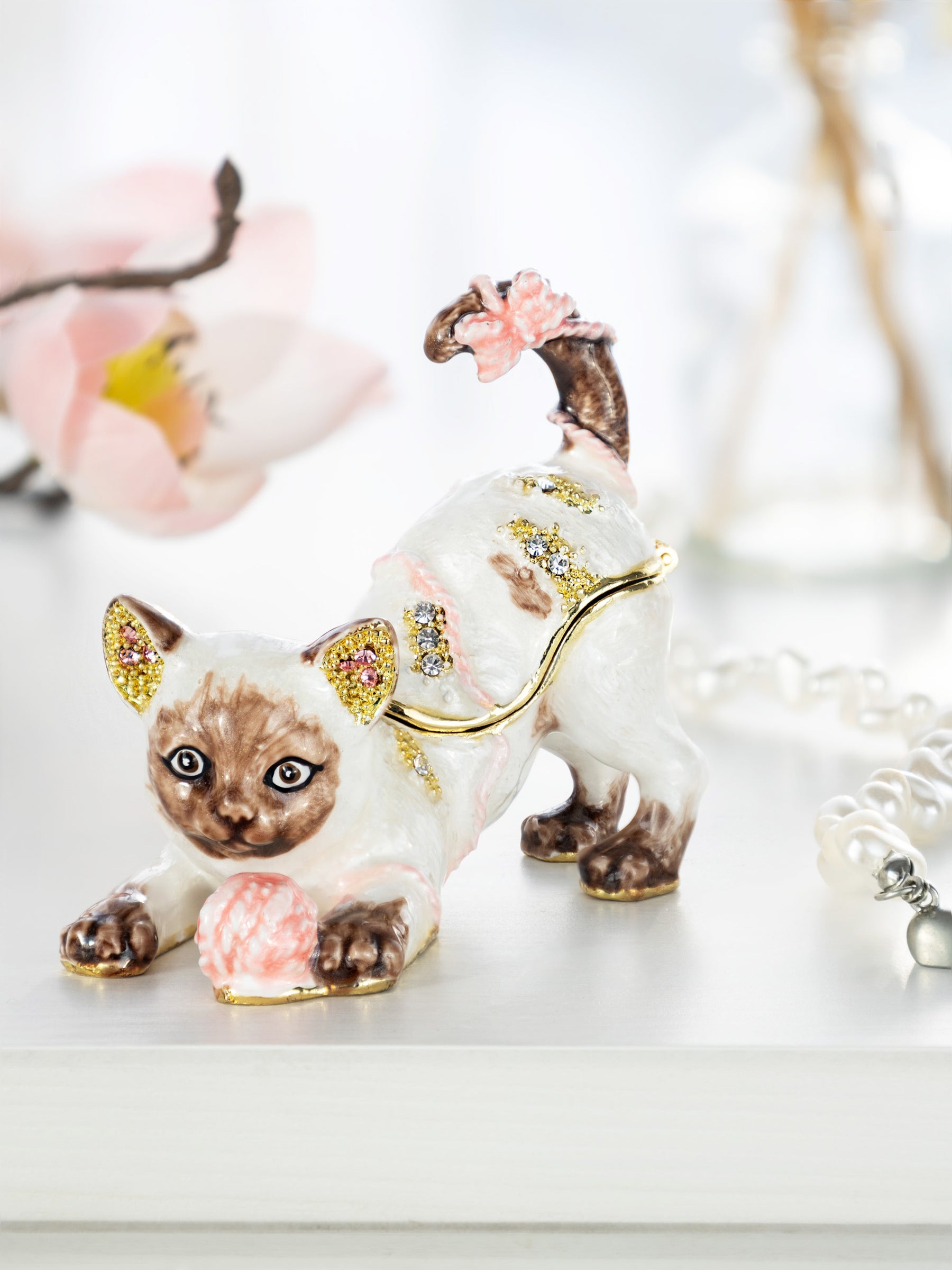 Keren Kopal Cat Playing with a ball of wool