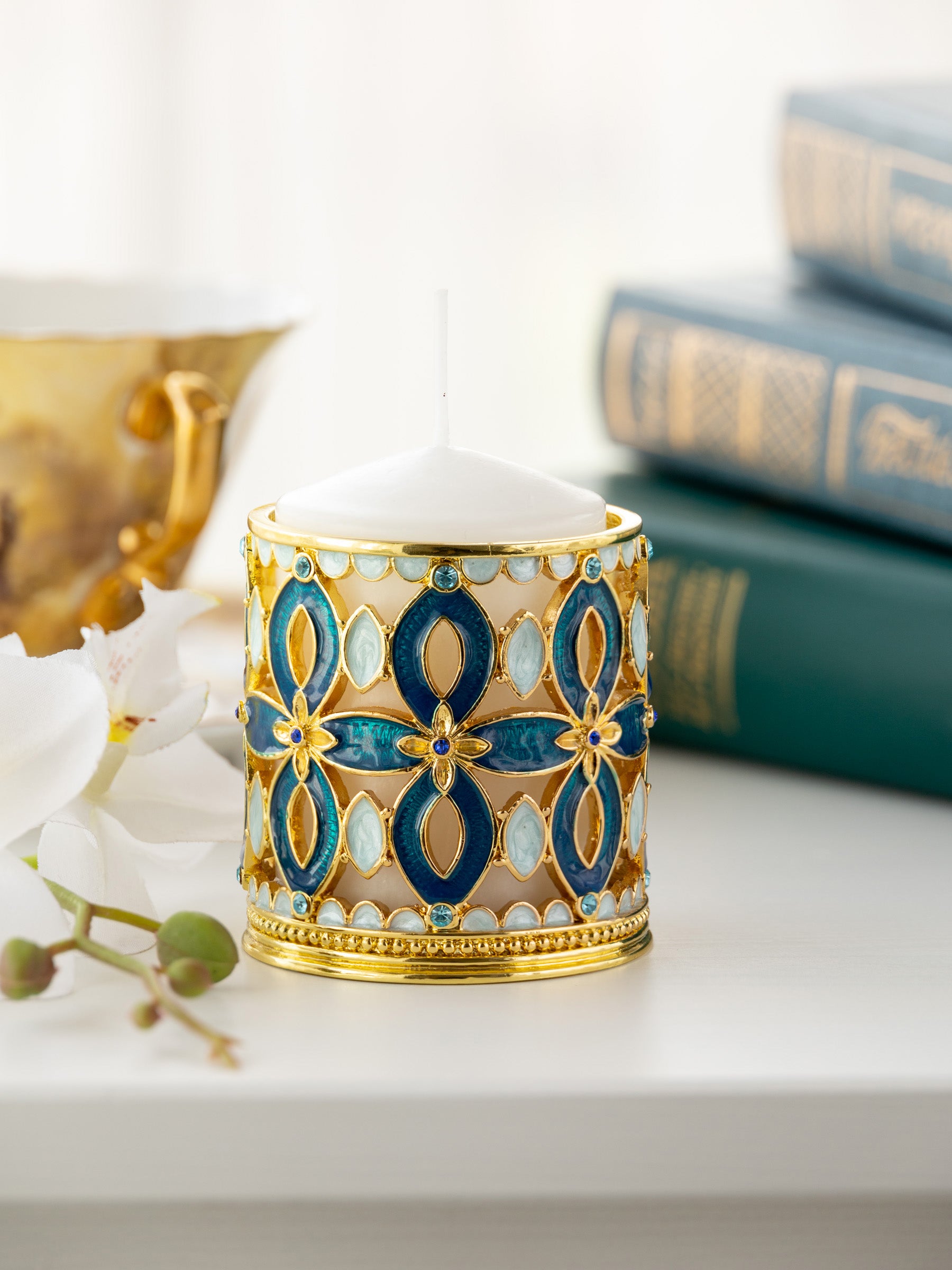 Keren Kopal Golden Blue Decorated Candle Holder