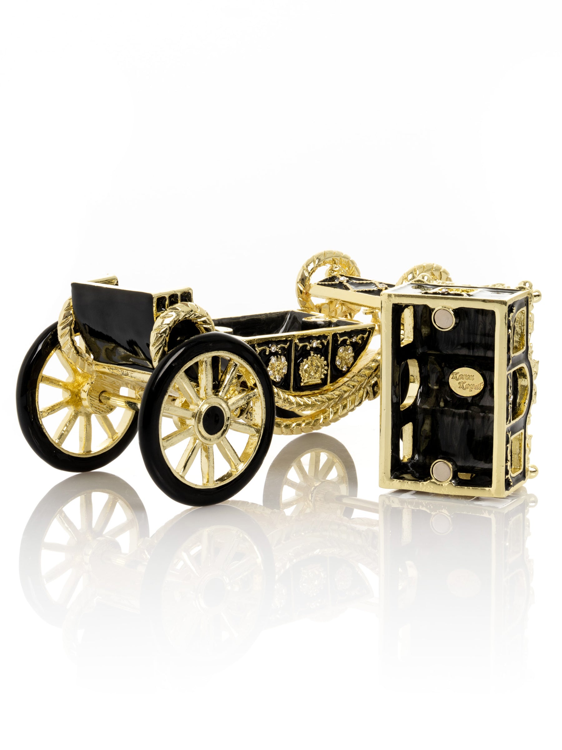 Keren Kopal White Horse Pulling a Golden Carriage