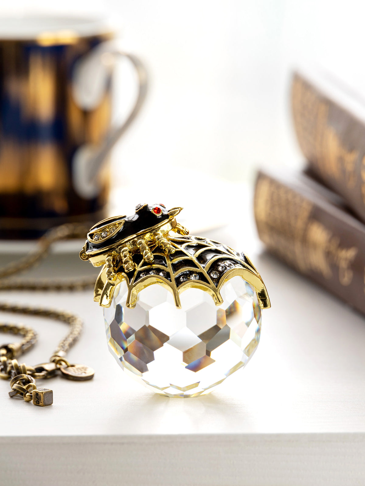 Keren Kopal Spider on Crystal