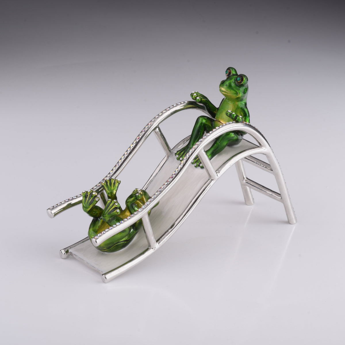 Keren Kopal Two Frogs Riding Slide