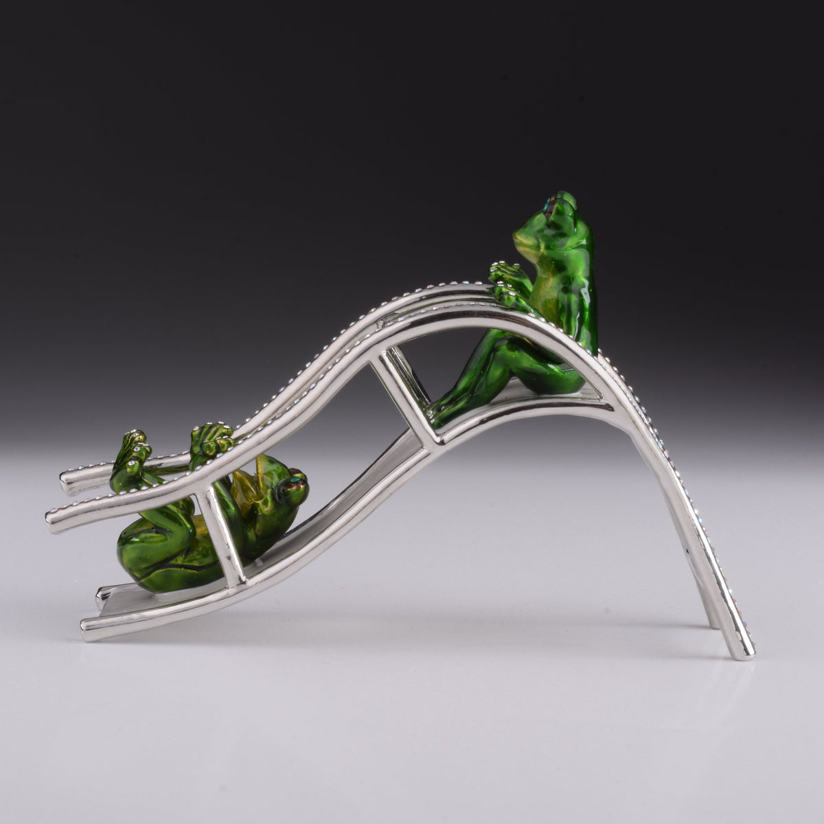 Keren Kopal Two Frogs Riding Slide