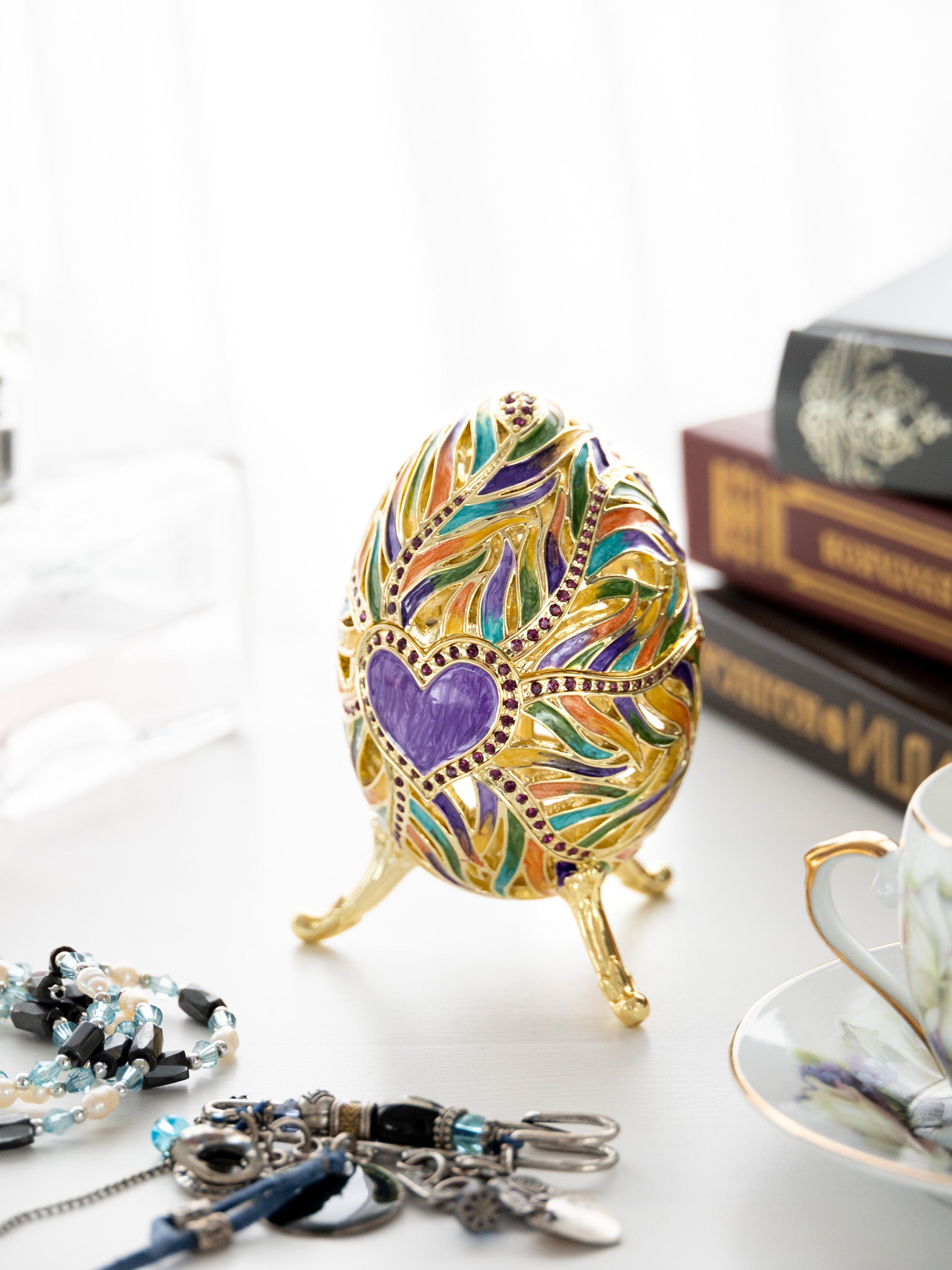 Keren Kopal colorful heart egg