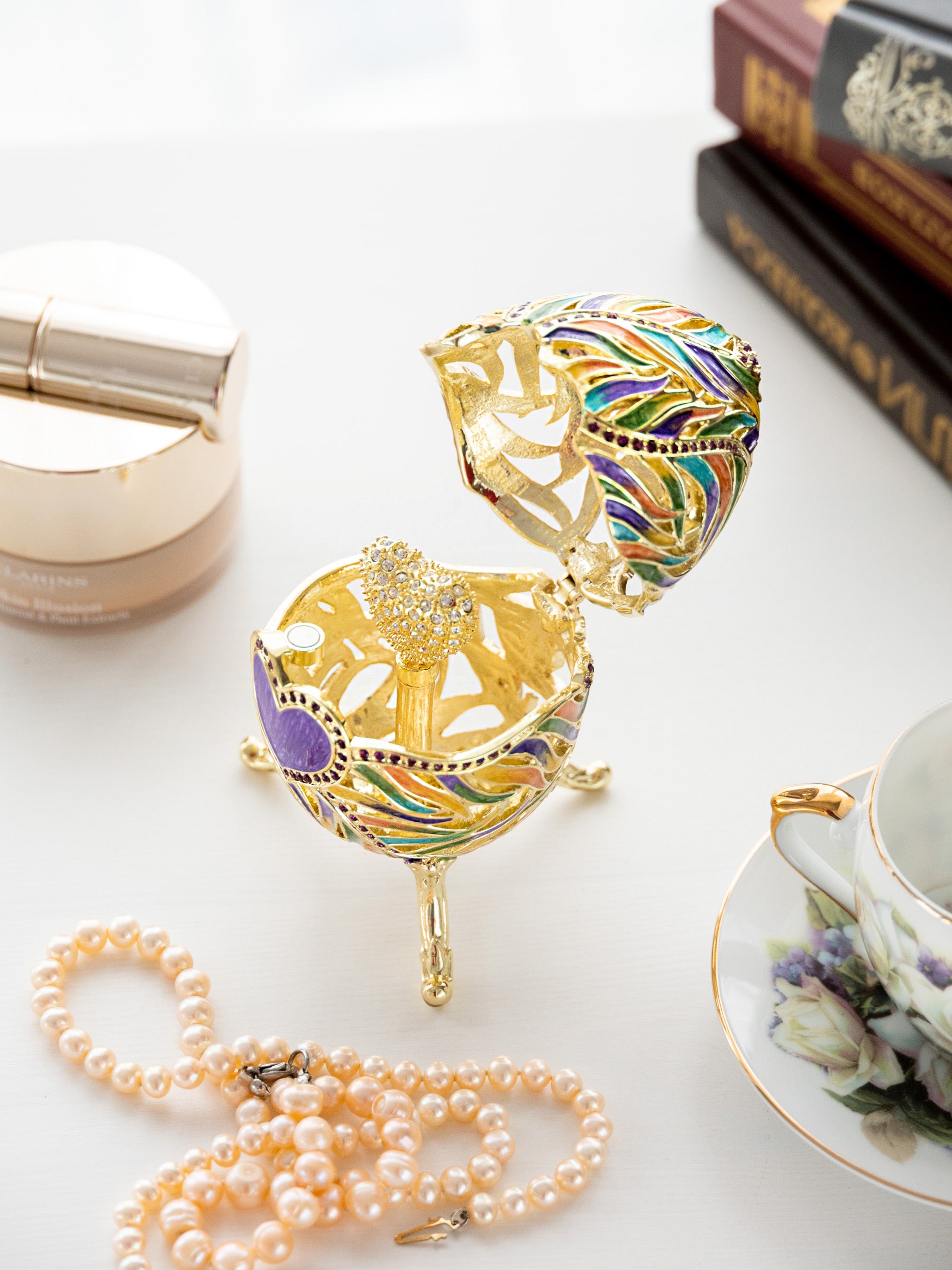 Keren Kopal colorful heart egg