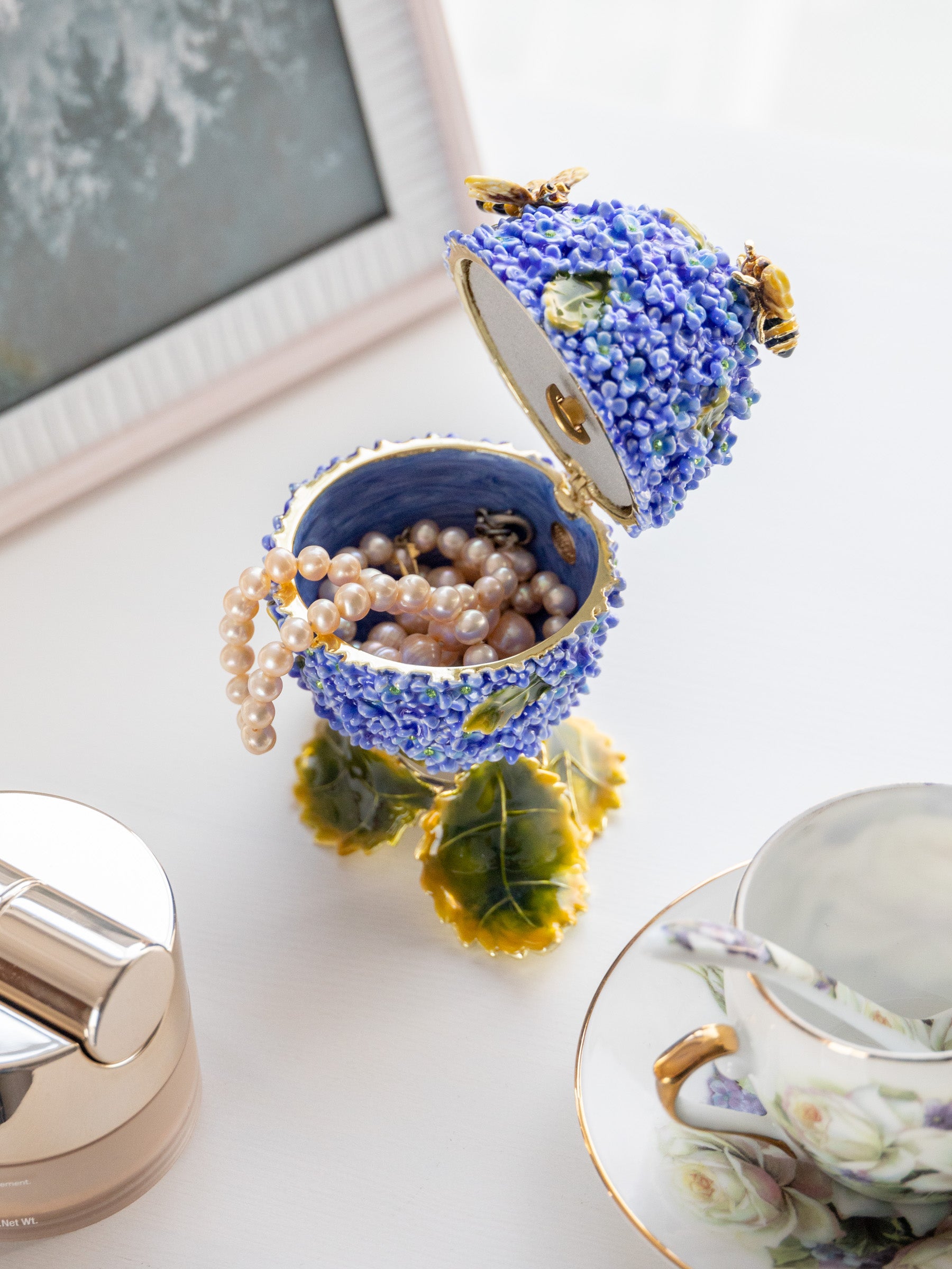 Keren Kopal Blue Flower and Bees music box with Leaves Fur Elise by Ludwig Van Beethoven