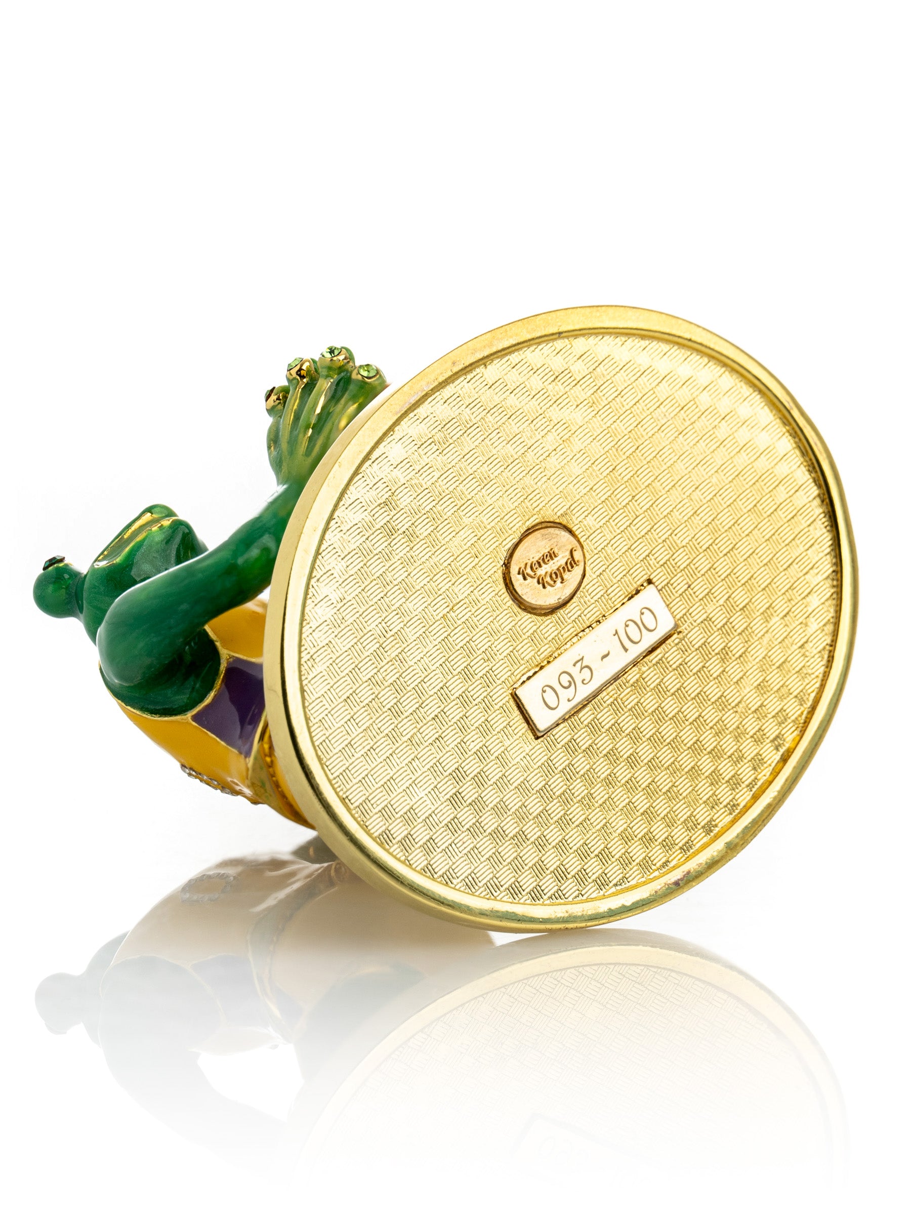 Keren Kopal Frog Playing Basketball