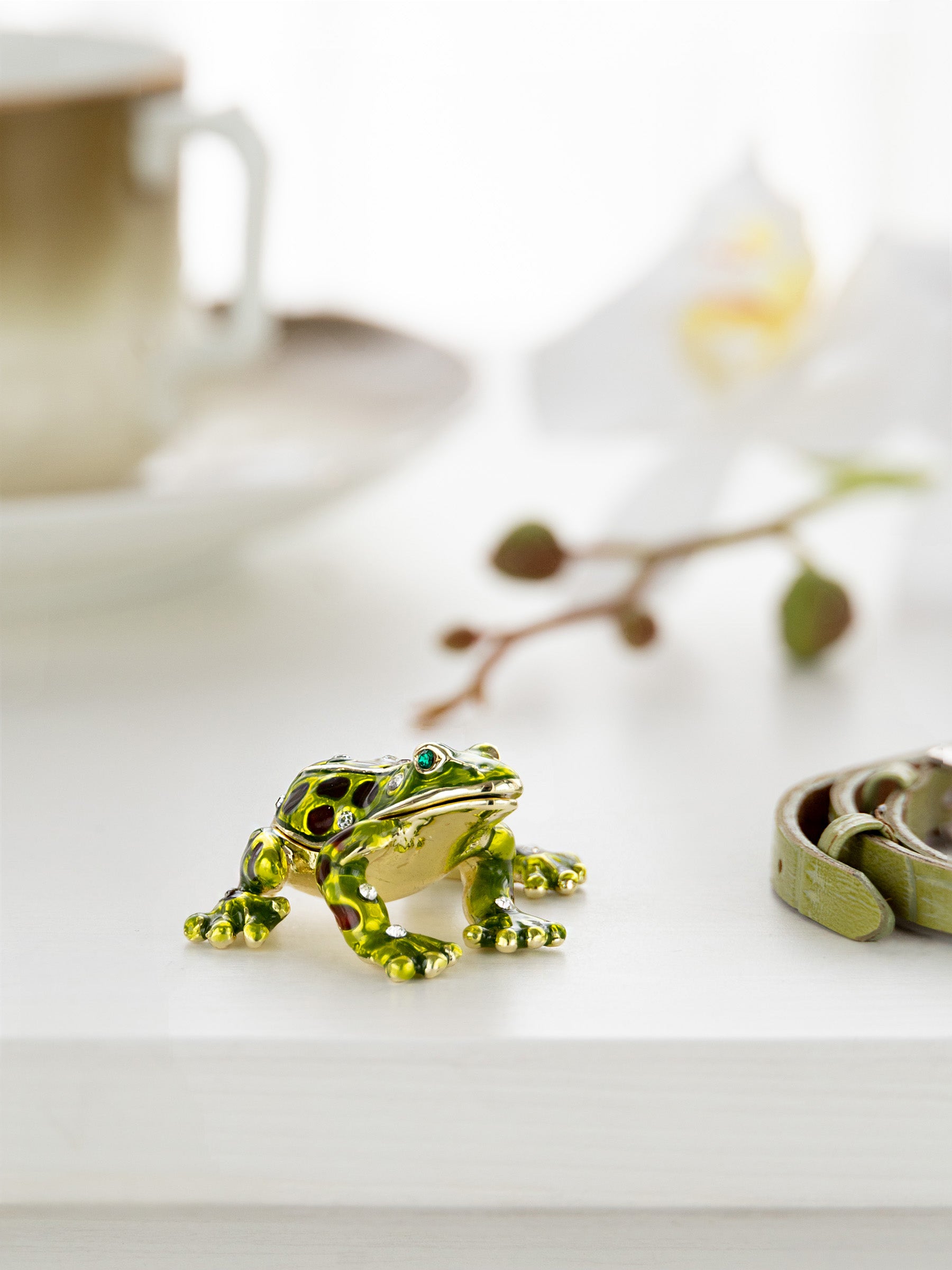 Keren Kopal Green Black Spotted Frog