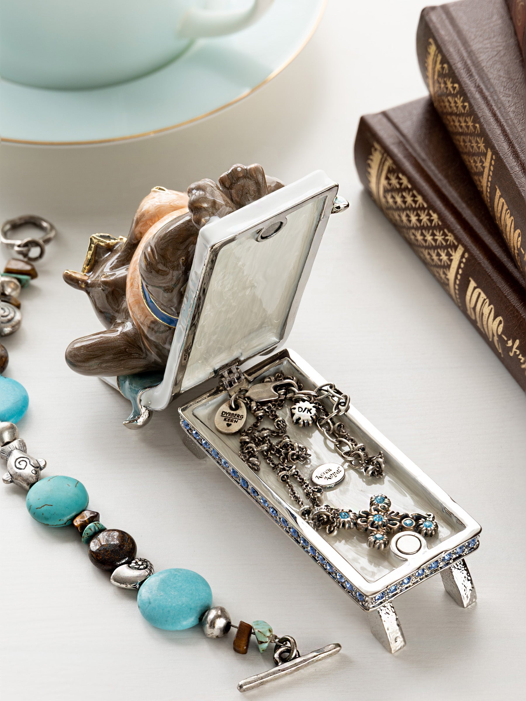 Keren Kopal Relaxing Hippo on Sun Lounger Trinket Box