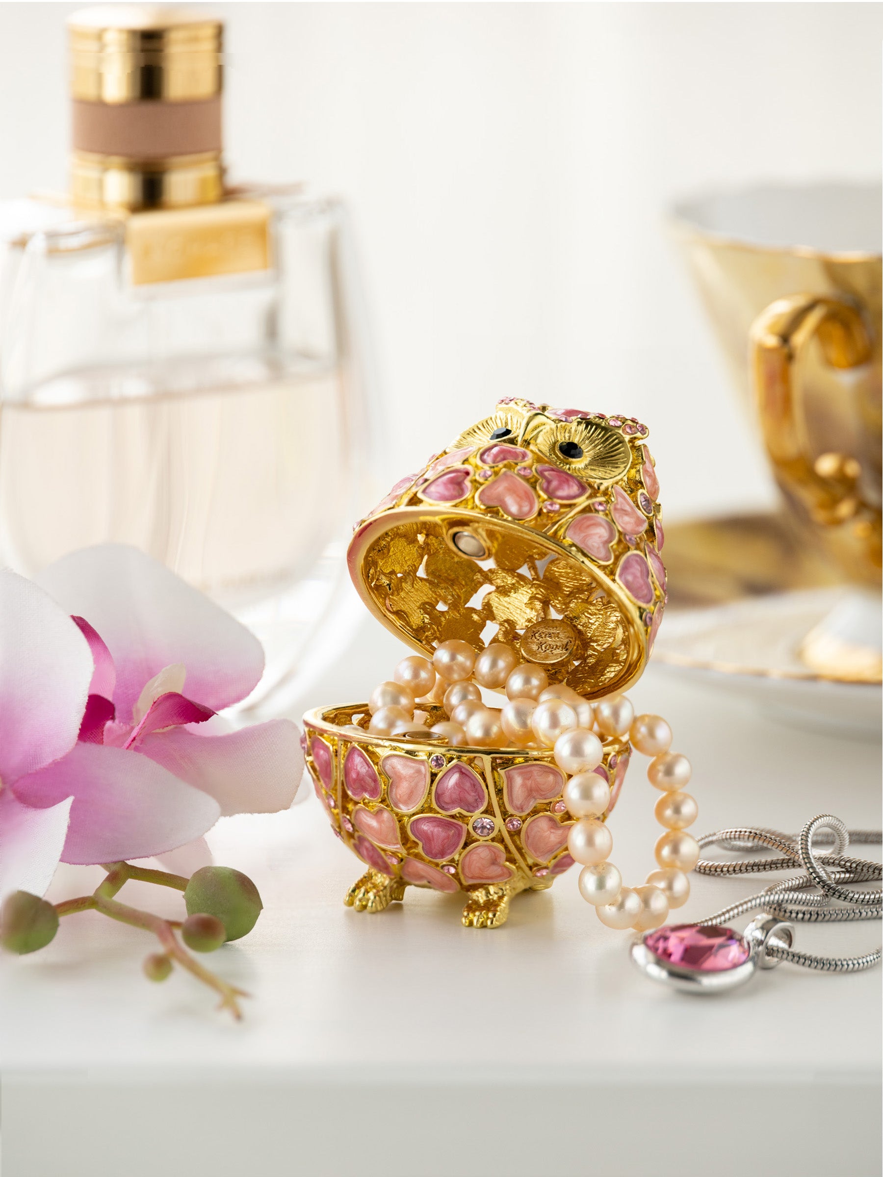 Keren Kopal Golden Owl with Hearts