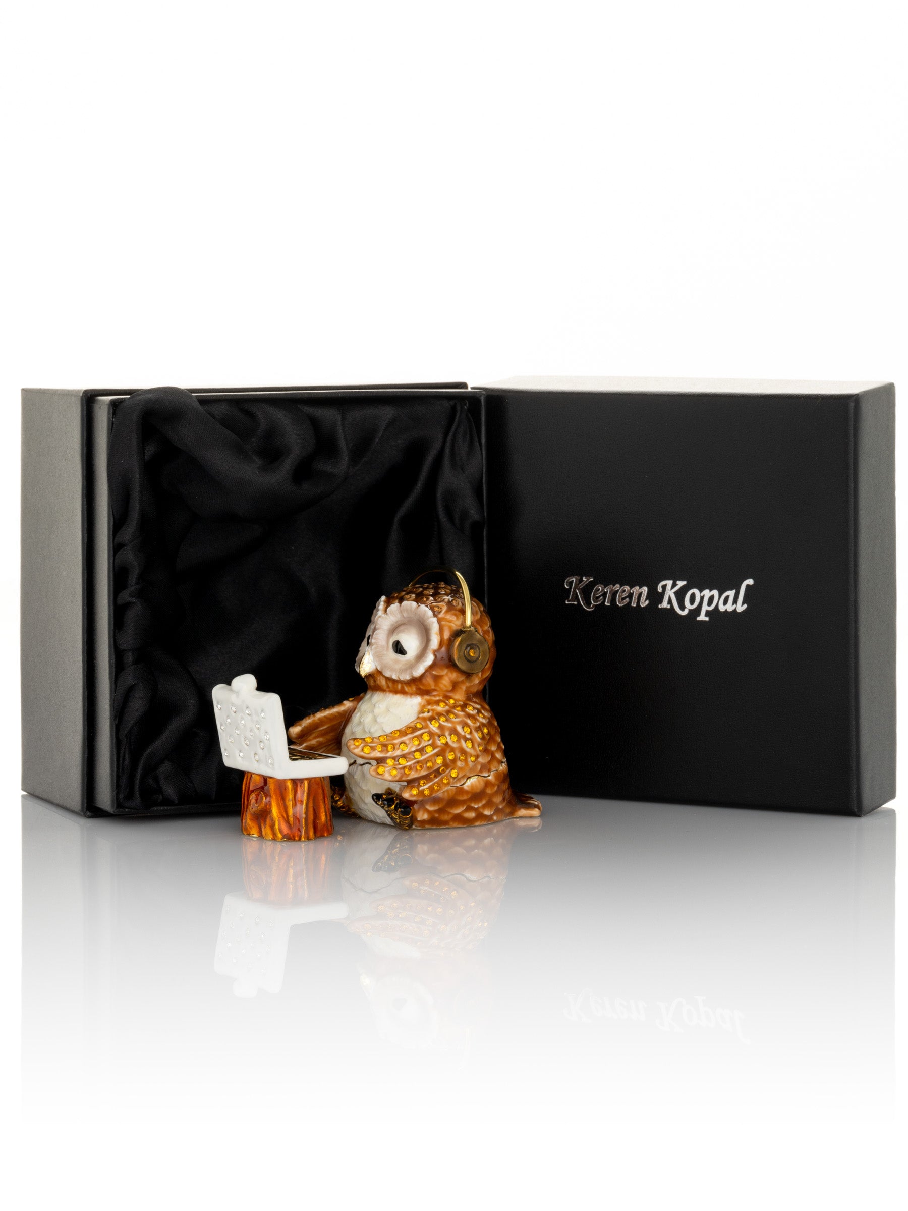 Keren Kopal Owl Computer Gamer