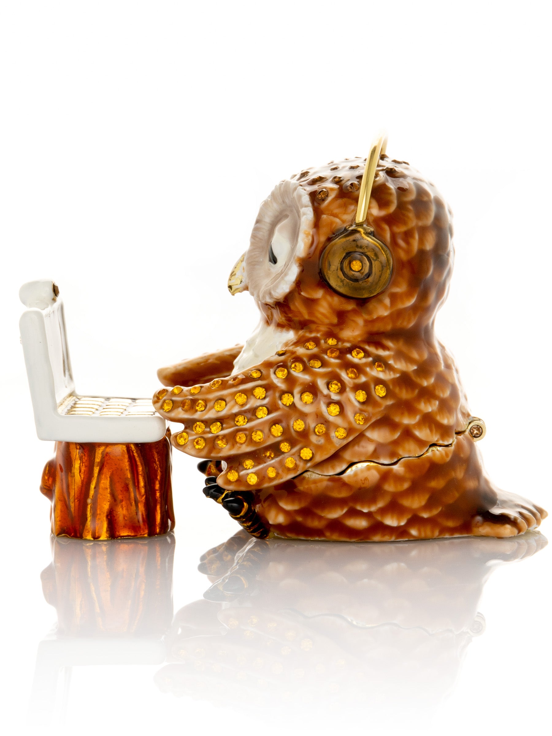 Keren Kopal Owl Computer Gamer