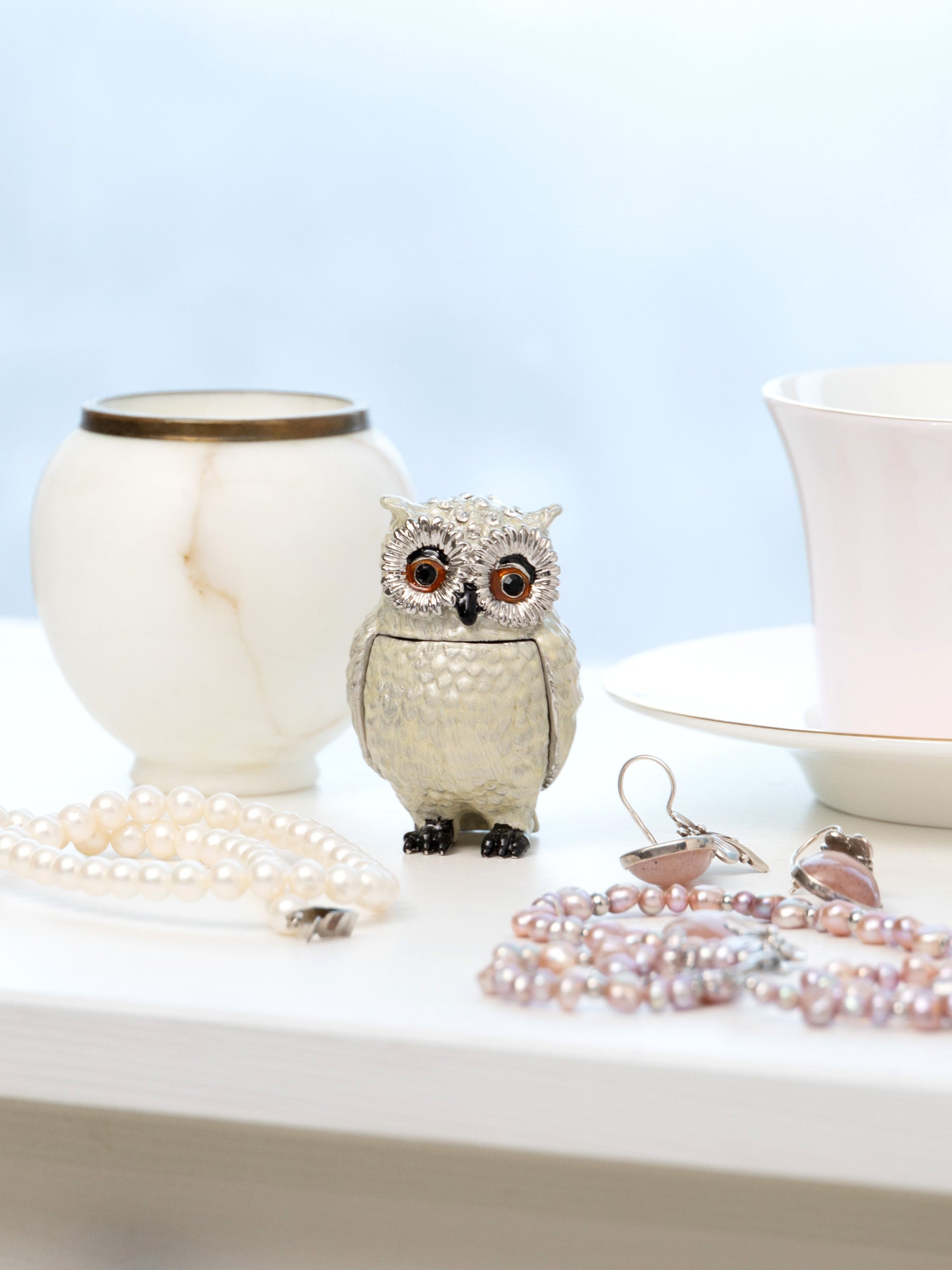 Keren Kopal Silver and White Owl