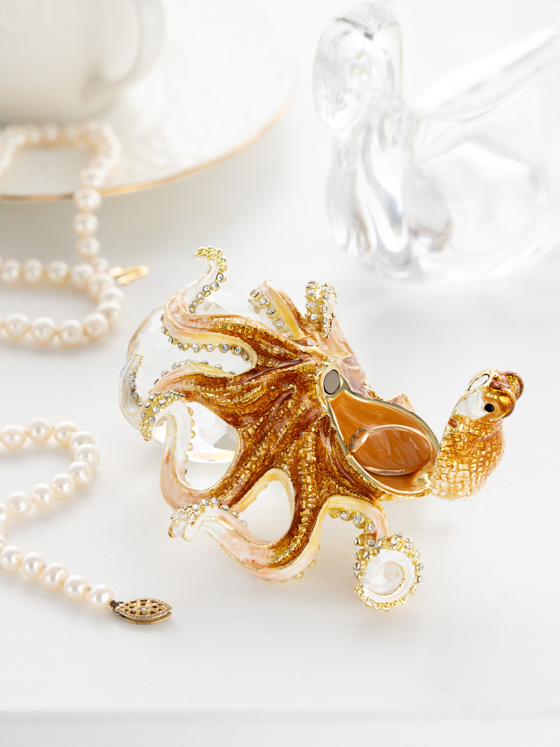 Keren Kopal Crystal Apple with an Octopus