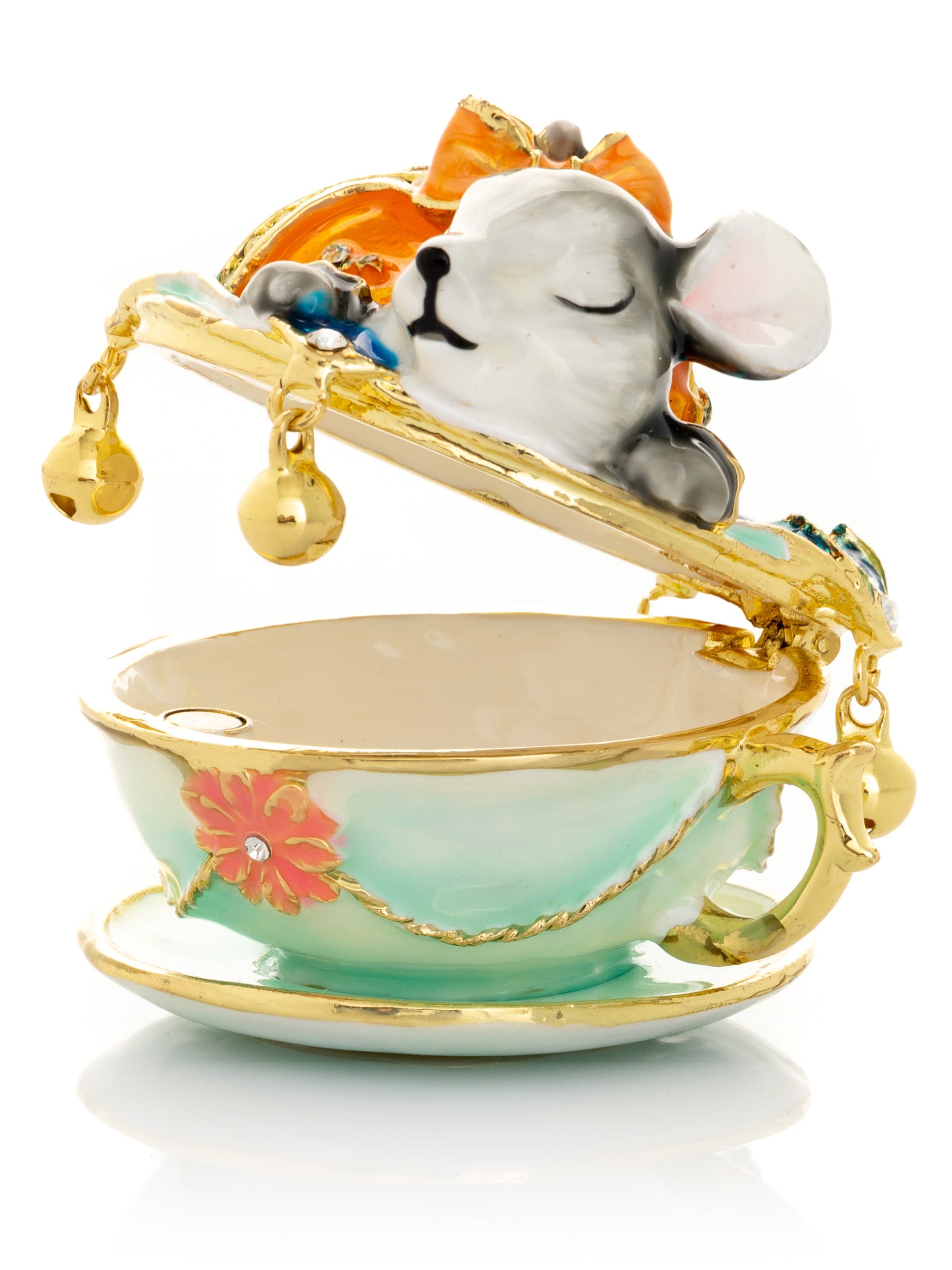 Keren Kopal Rat on Tea Pot
