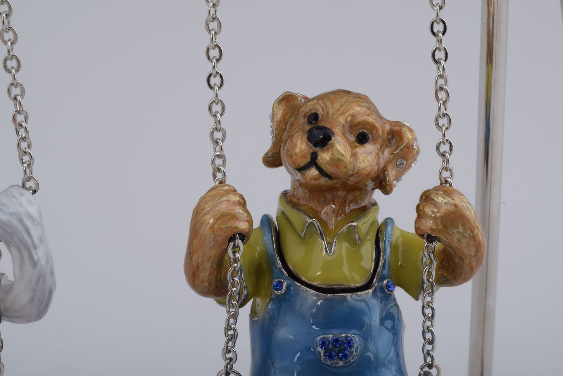 Keren Kopal Cat & Dog Swinging