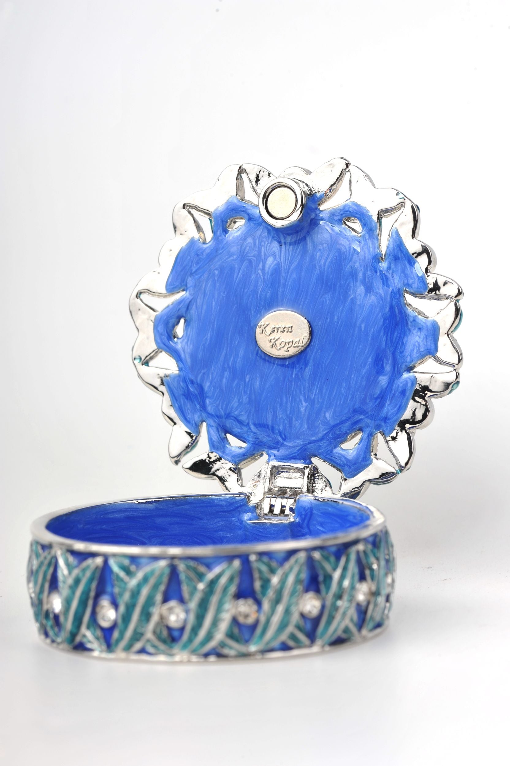 Keren Kopal Blue Box Decorated with Leaves