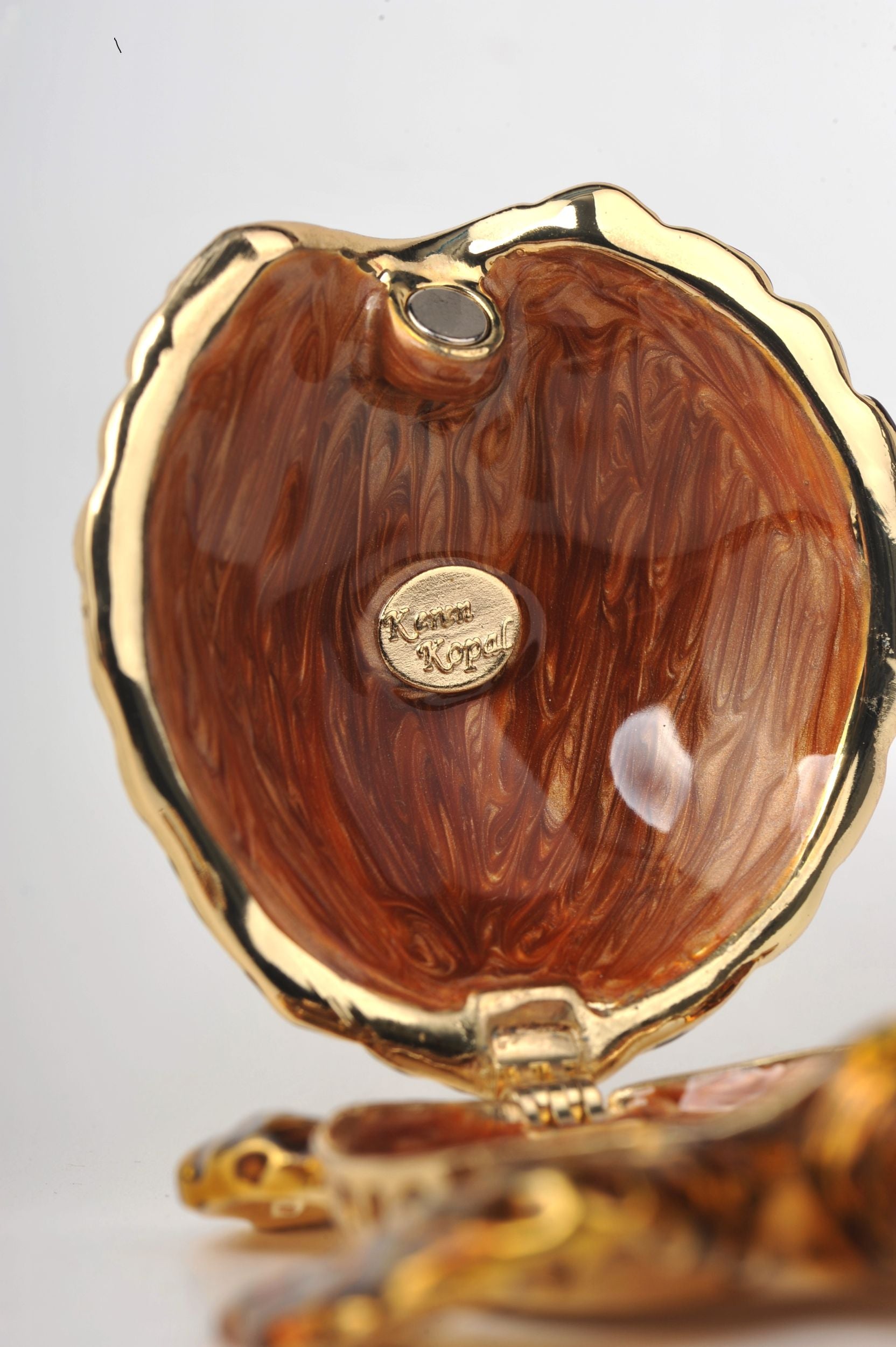 Keren Kopal Amber Sea Turtle