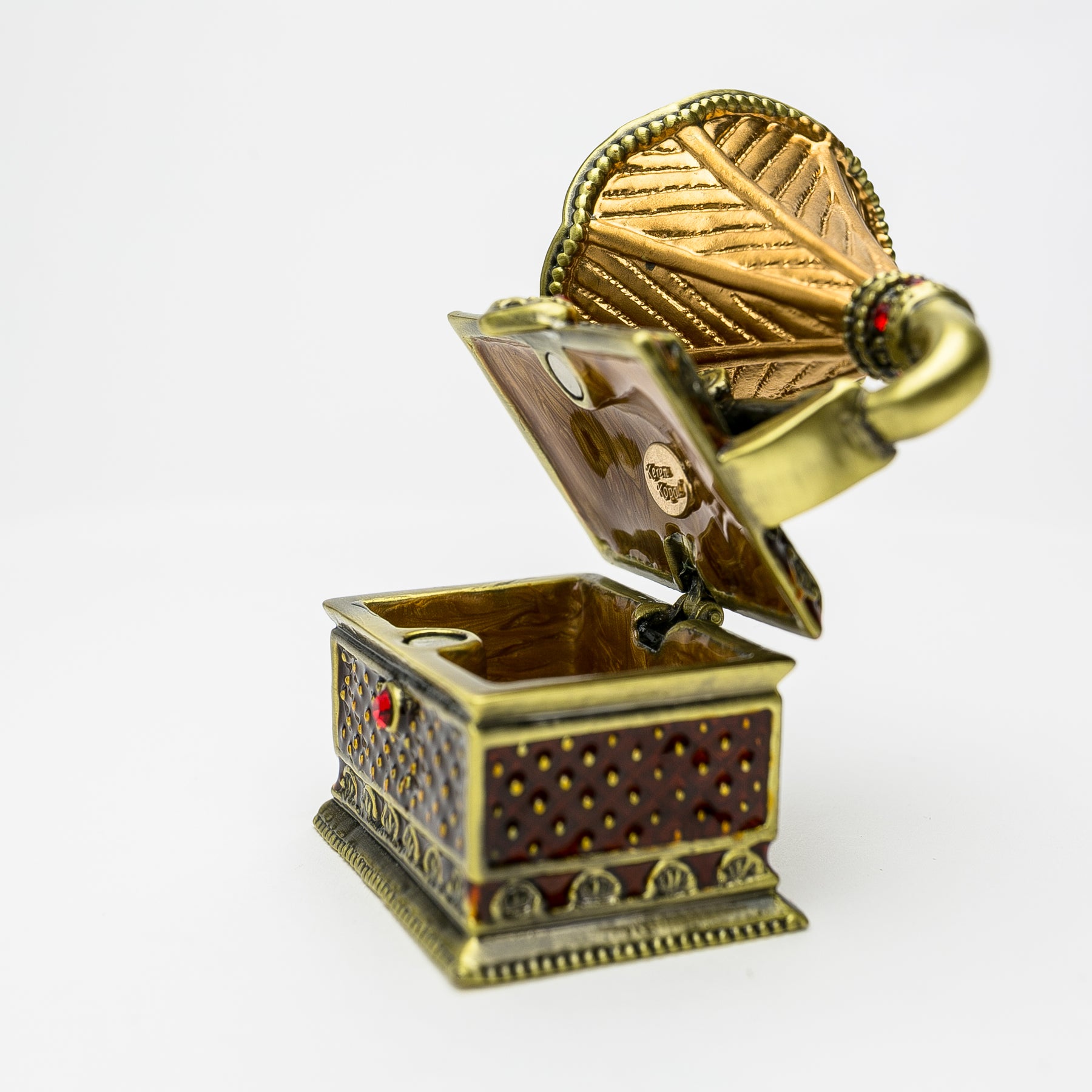Keren Kopal Antique Gramophone