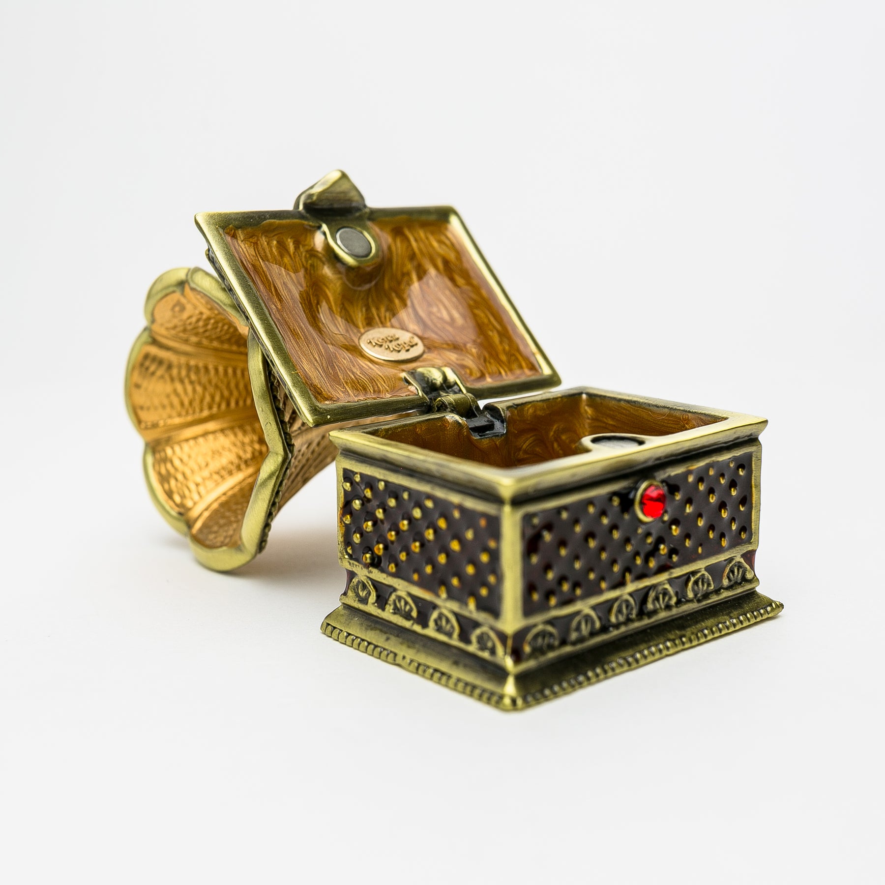Keren Kopal Antique Gramophone