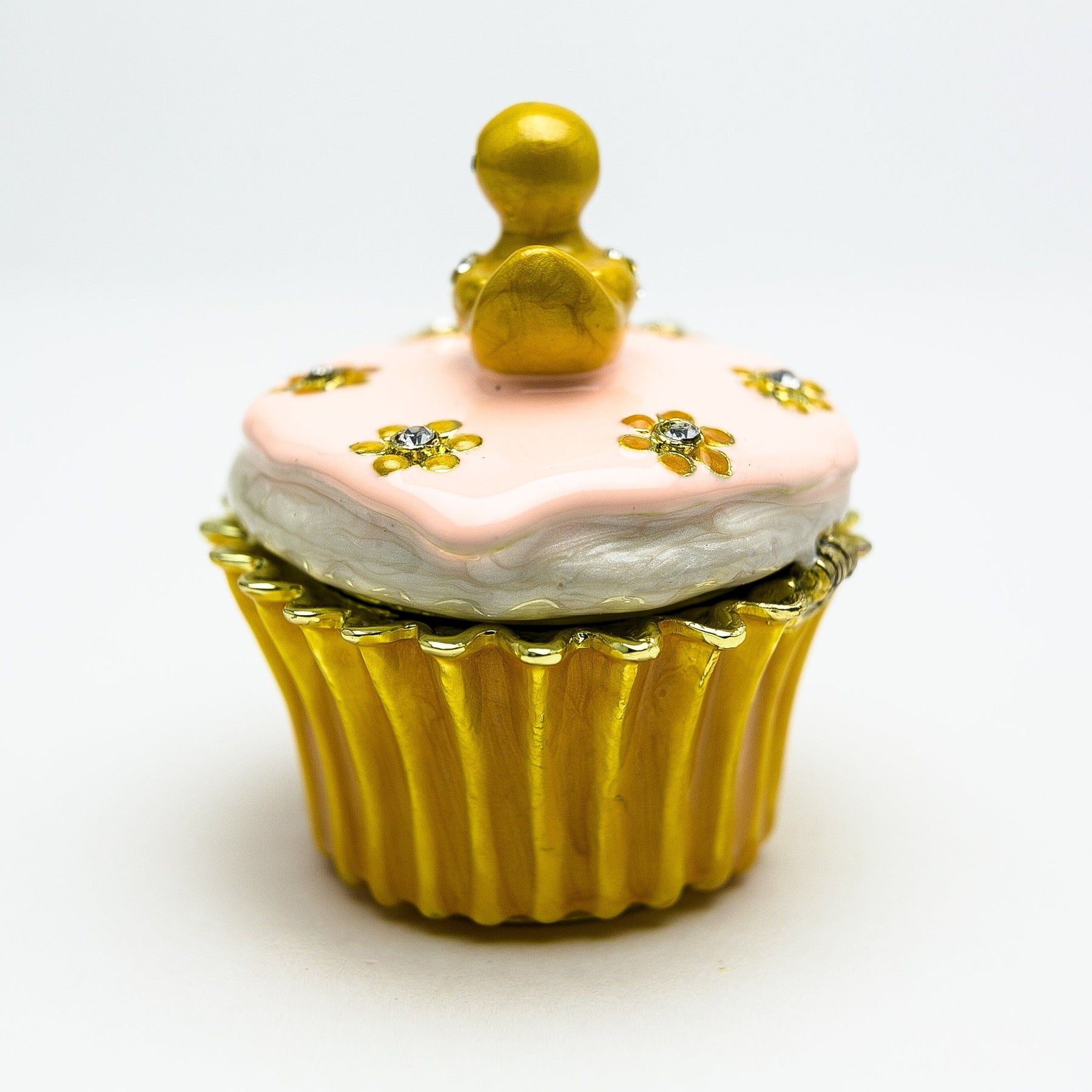 Keren Kopal Yellow Duck on Cupcake