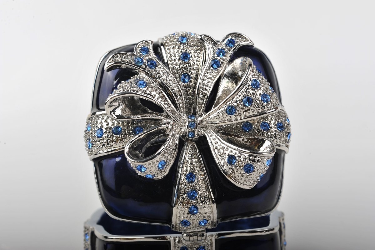 Keren Kopal Blue Present Box