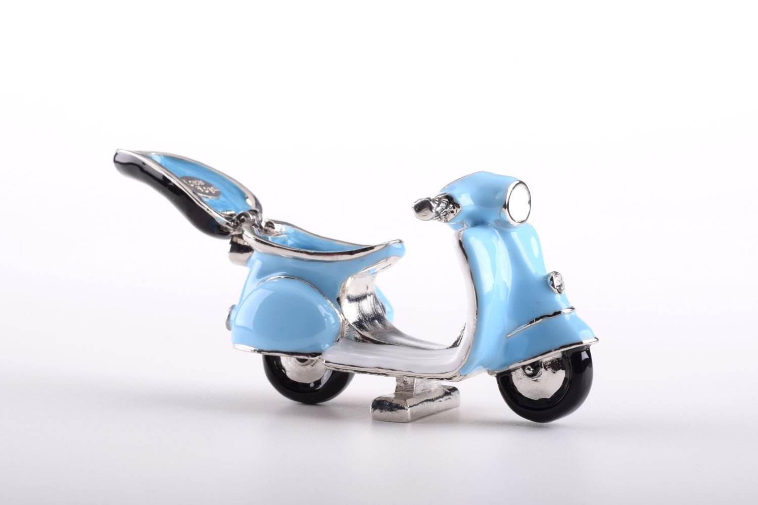 Keren Kopal Blue Vespa