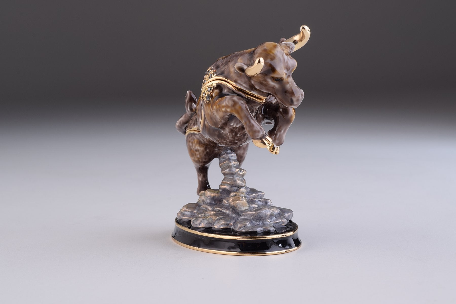 Keren Kopal Brown Bull