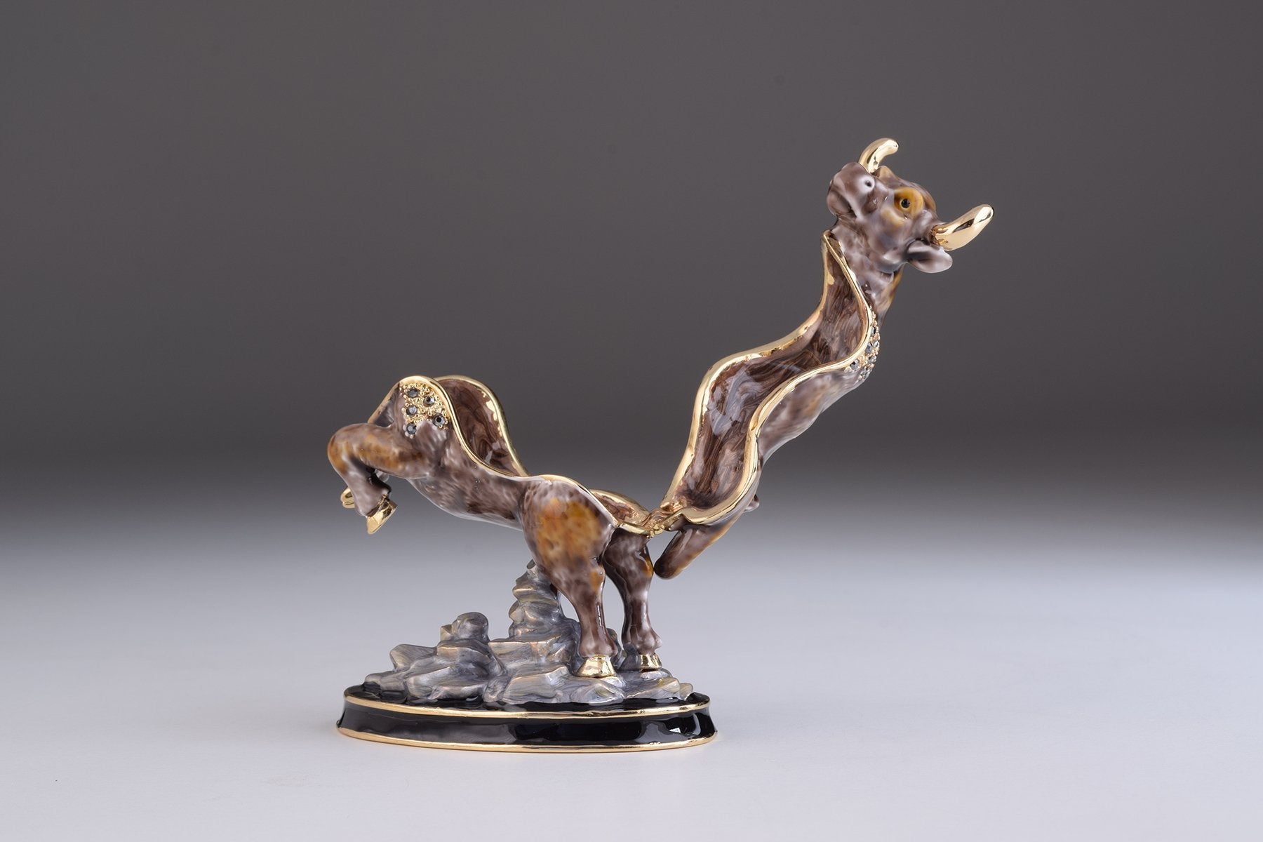 Keren Kopal Brown Bull