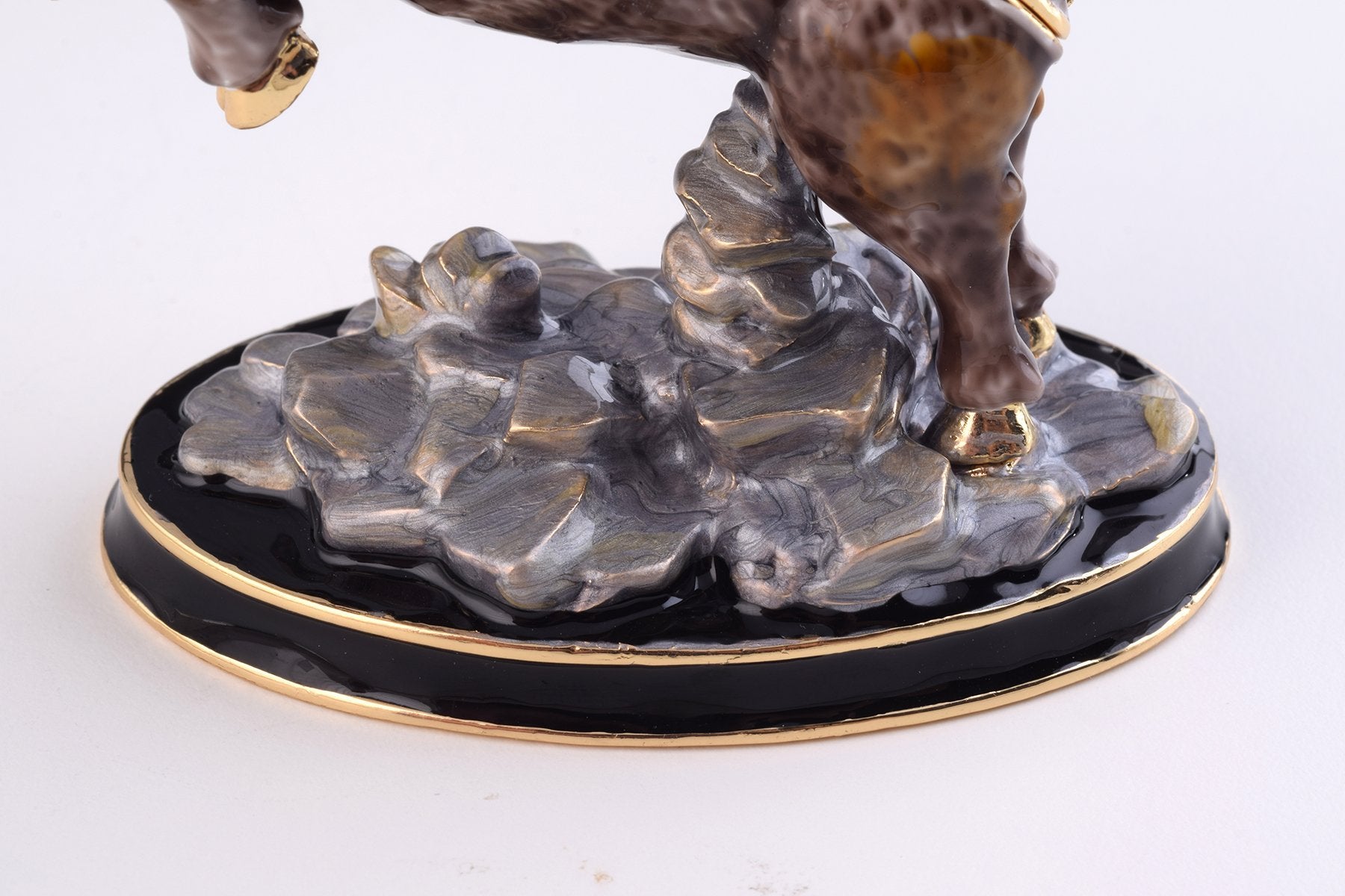 Keren Kopal Brown Bull