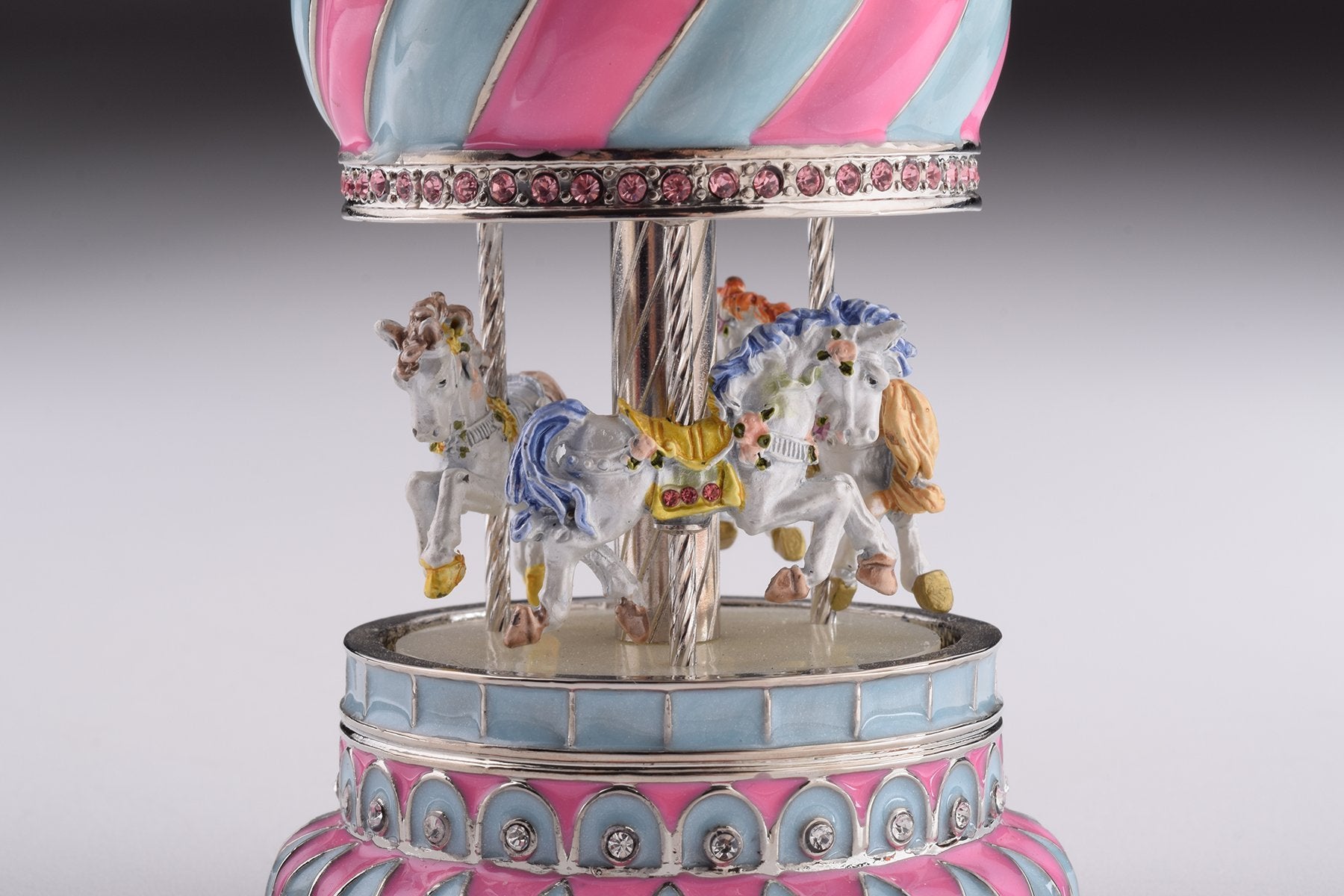 Keren Kopal Pink Wind up Musical Carousel