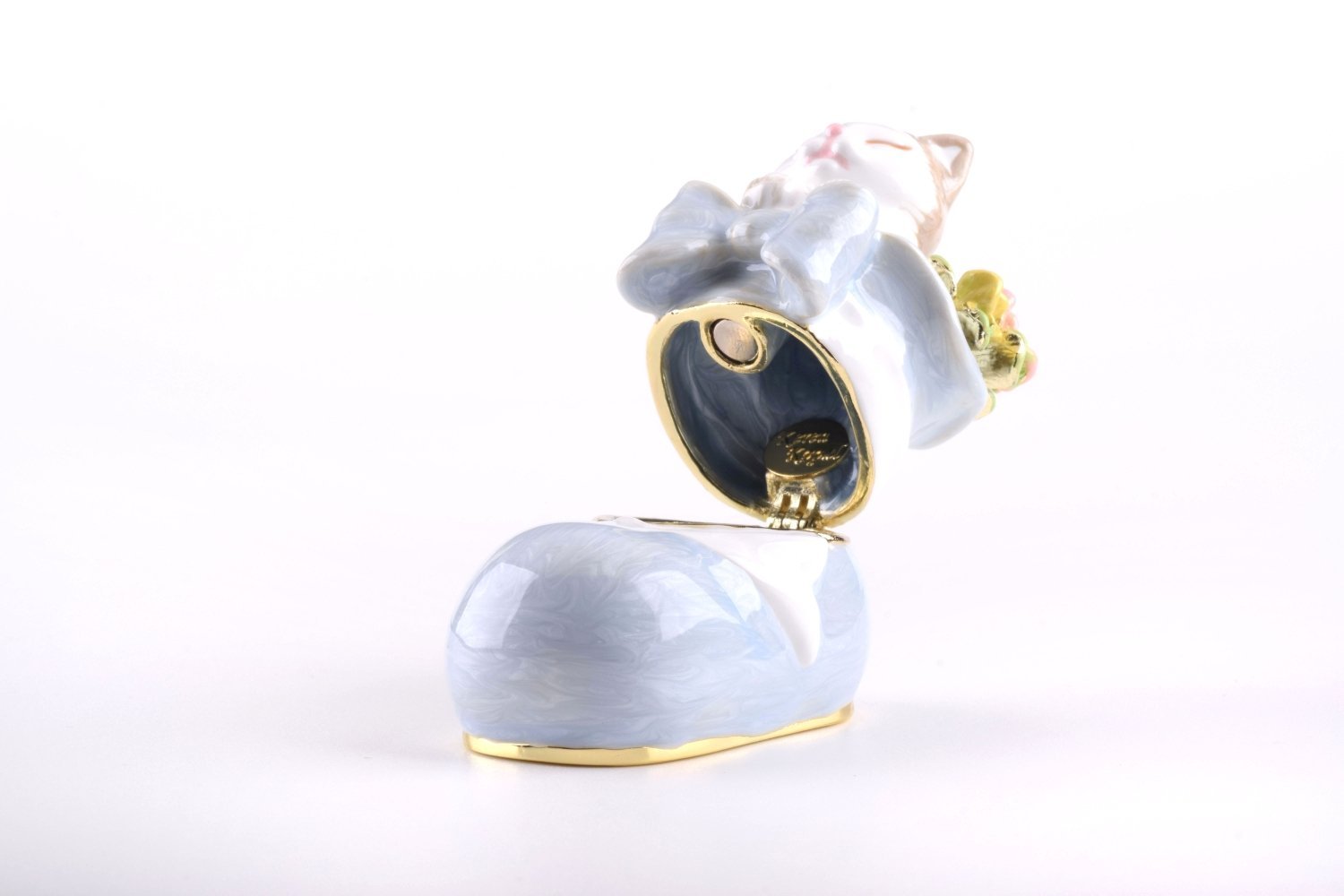 Keren Kopal Cat in a Shoe