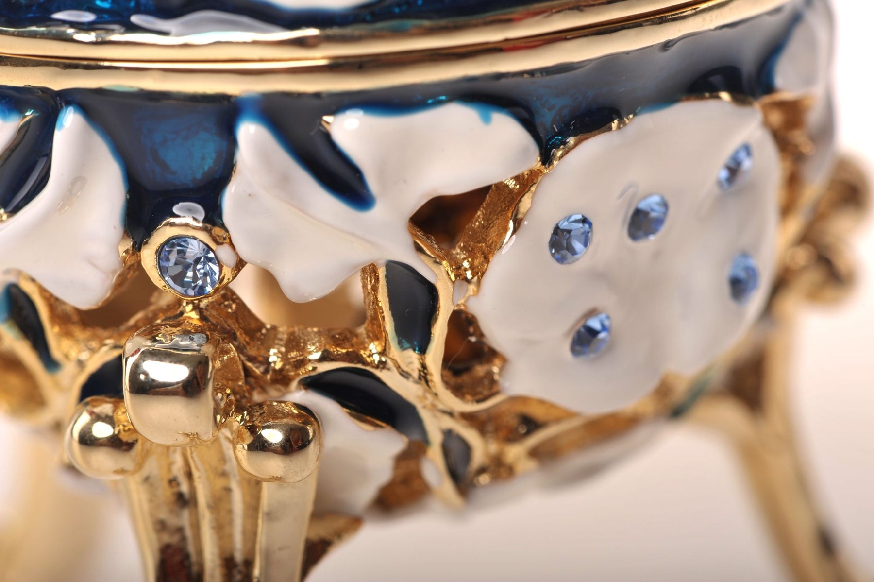 Keren Kopal Beetle and Turtles Egg