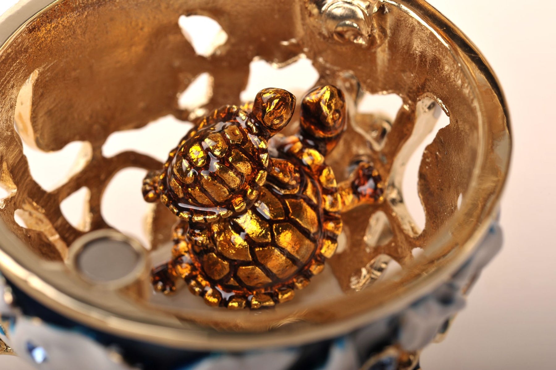 Keren Kopal Beetle and Turtles Egg