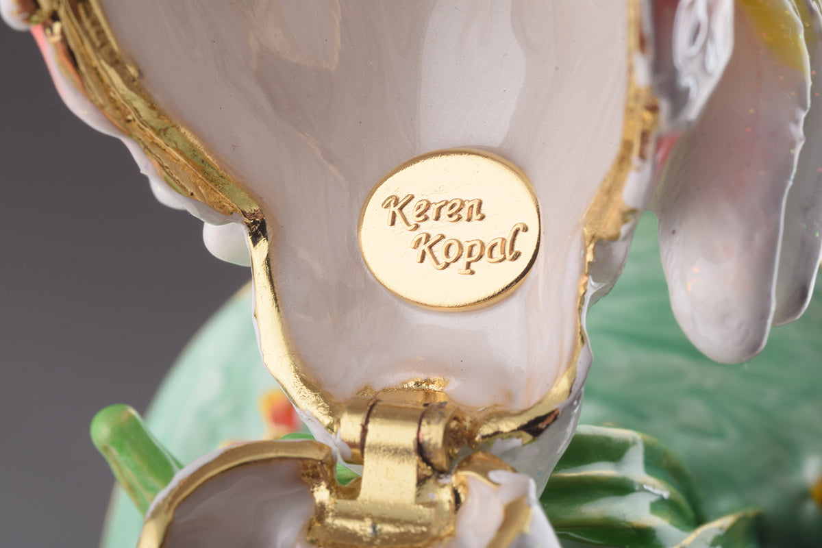 Keren Kopal White Flamingo