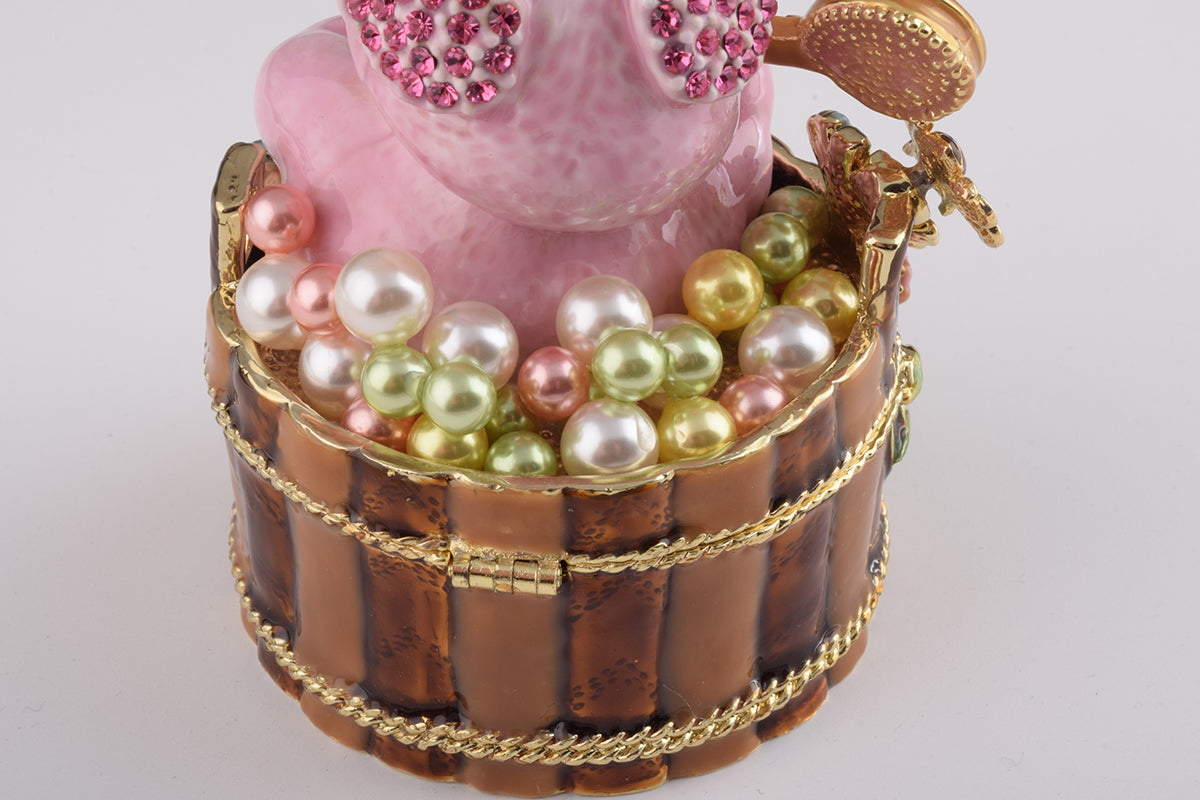 Keren Kopal Pig Taking a Bath