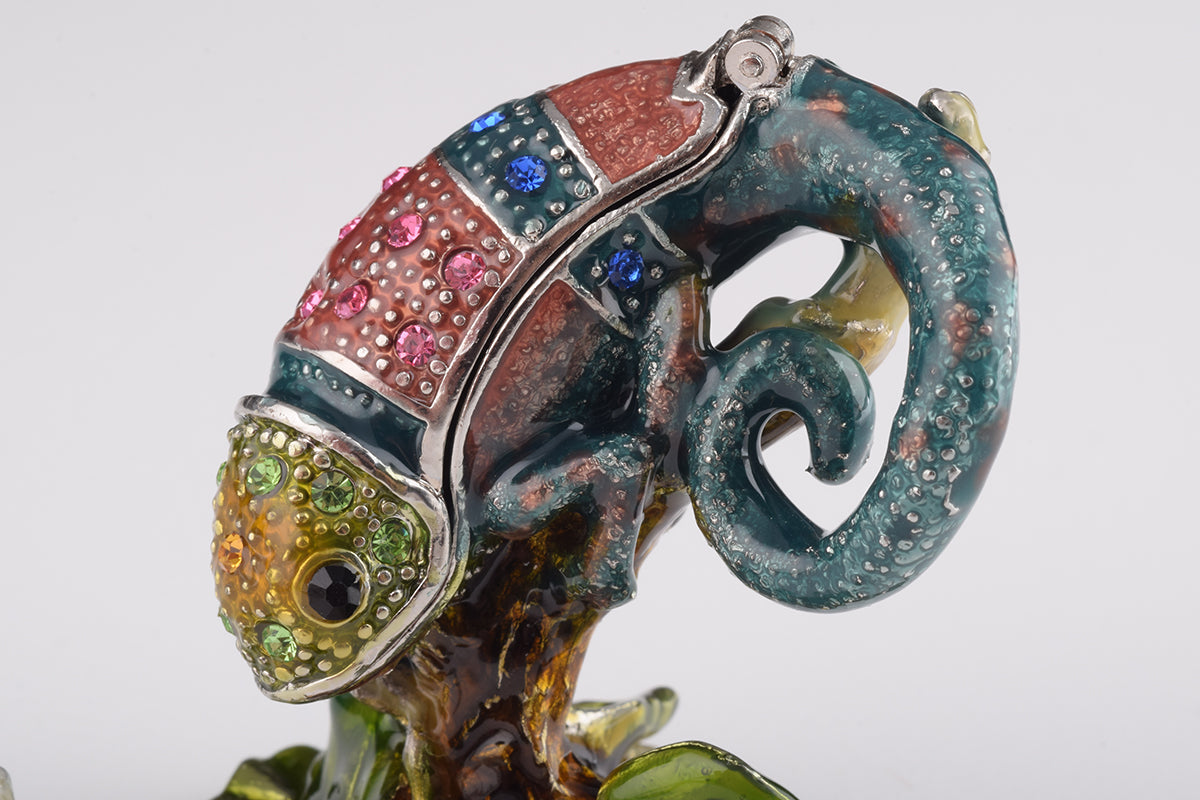 Keren Kopal Colorful Iguana