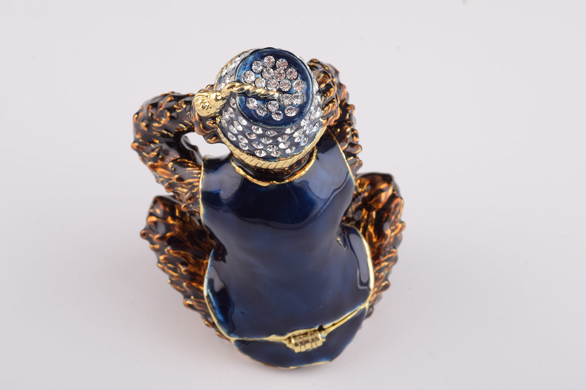 Keren Kopal Brown Monkey Kikazaru hear no evil