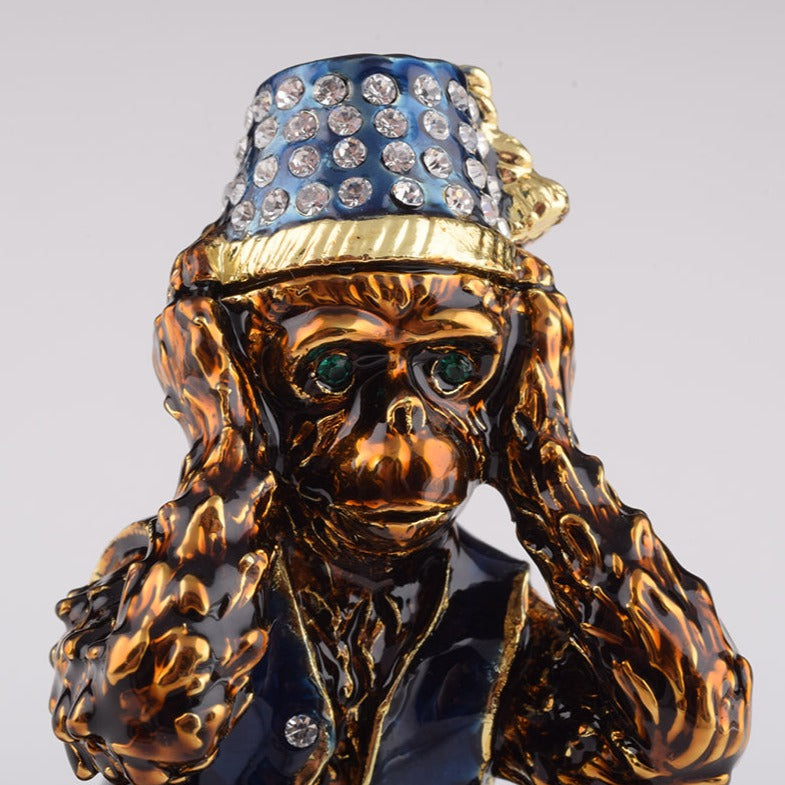 Keren Kopal Brown Monkey Kikazaru hear no evil