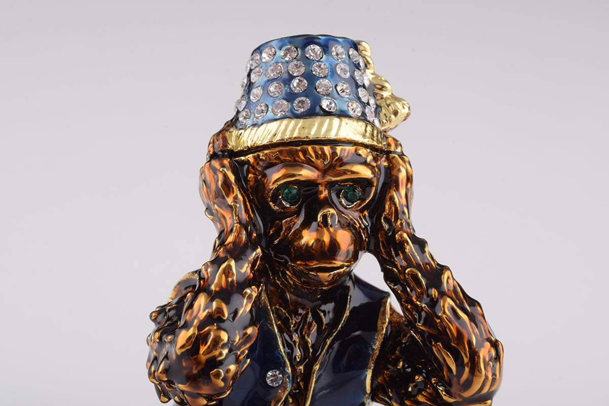 Keren Kopal Three Wise Monkeys "see no evil, hear no evil, speak no evil"