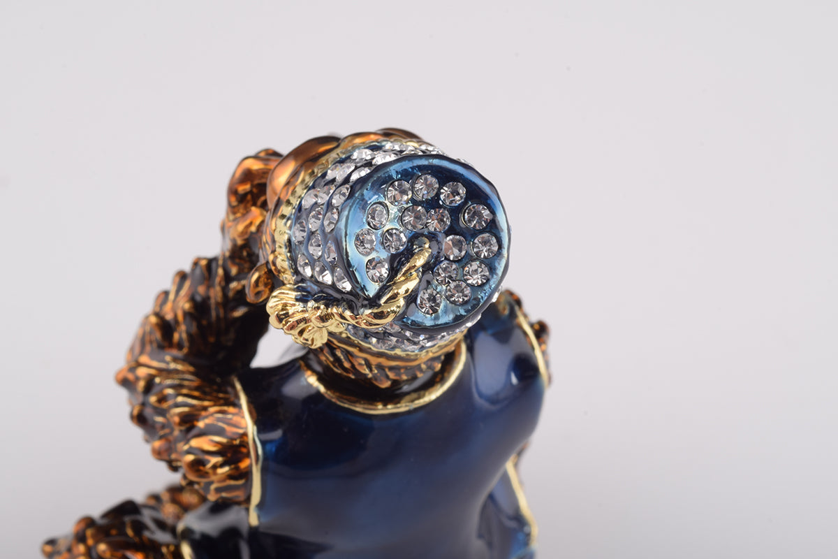 Keren Kopal Brown Monkey Iwazaru speak no evil