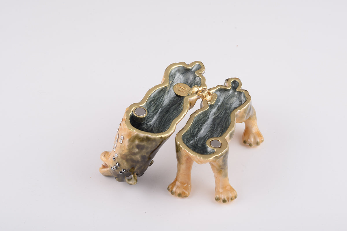 Keren Kopal Brown Wolf