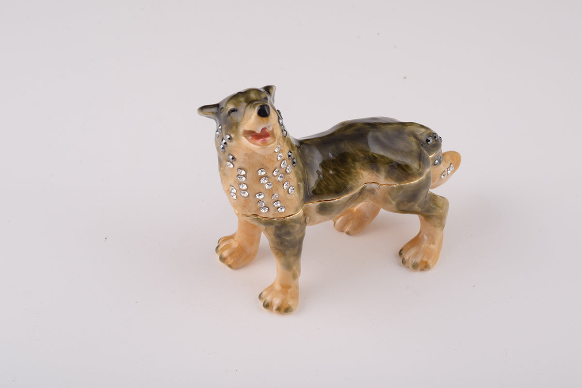 Keren Kopal Brown Wolf