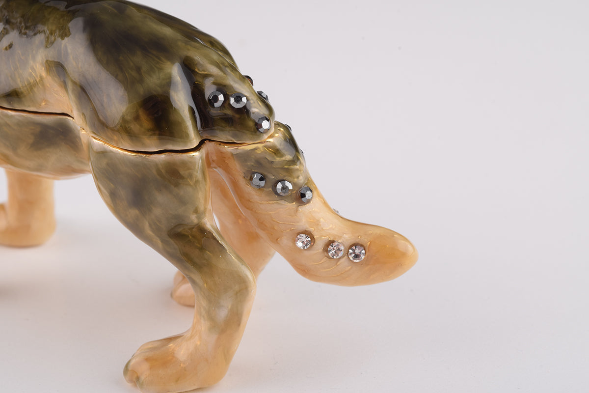 Keren Kopal Brown Wolf