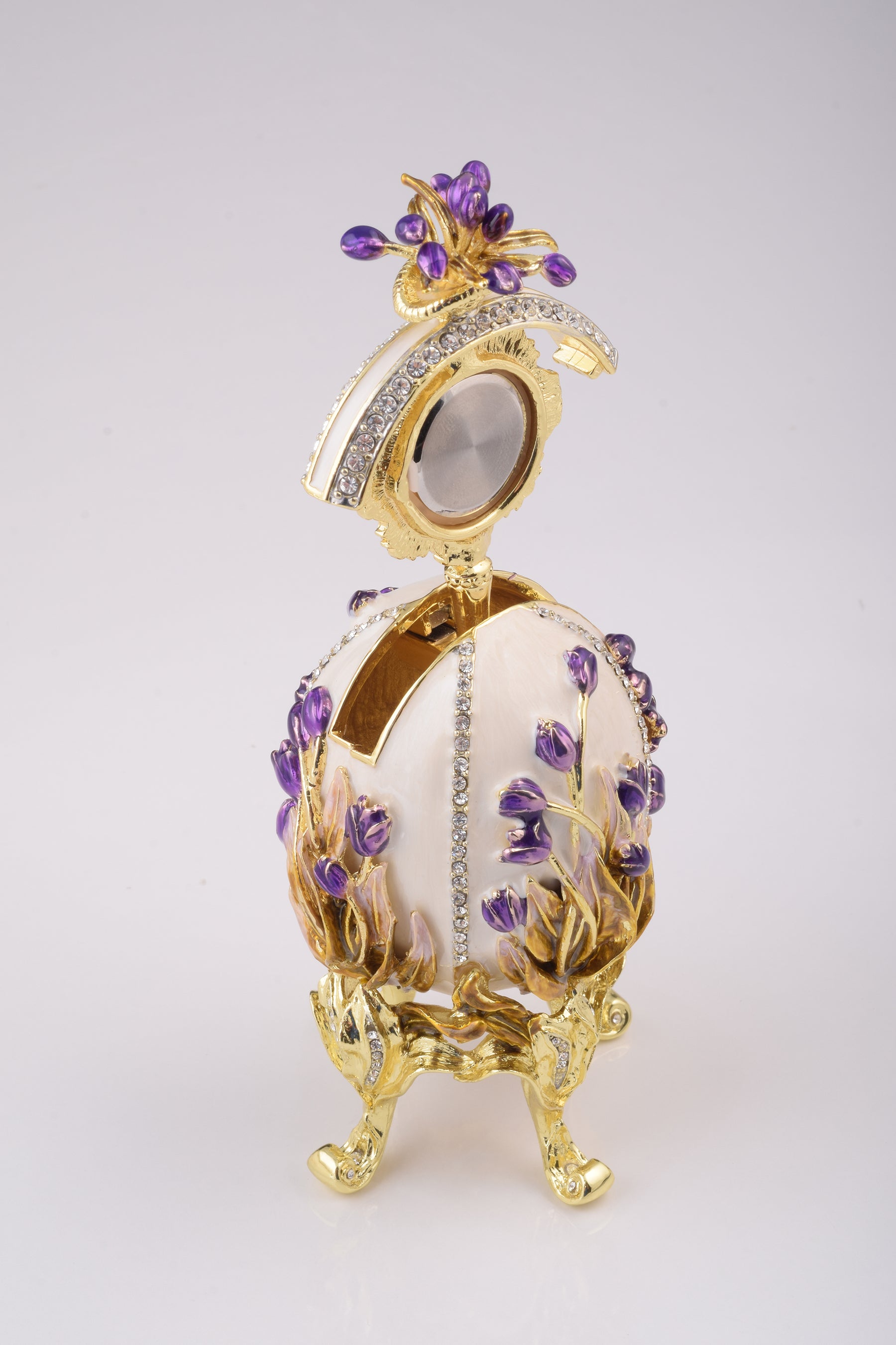 Keren Kopal White Russian Egg