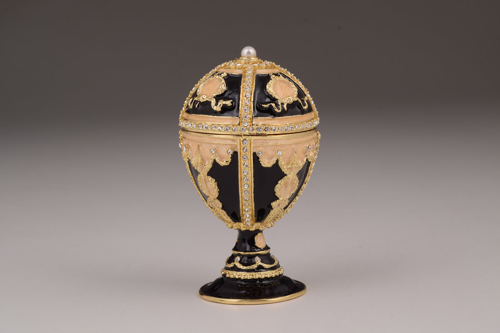 Keren Kopal Black Russian Egg