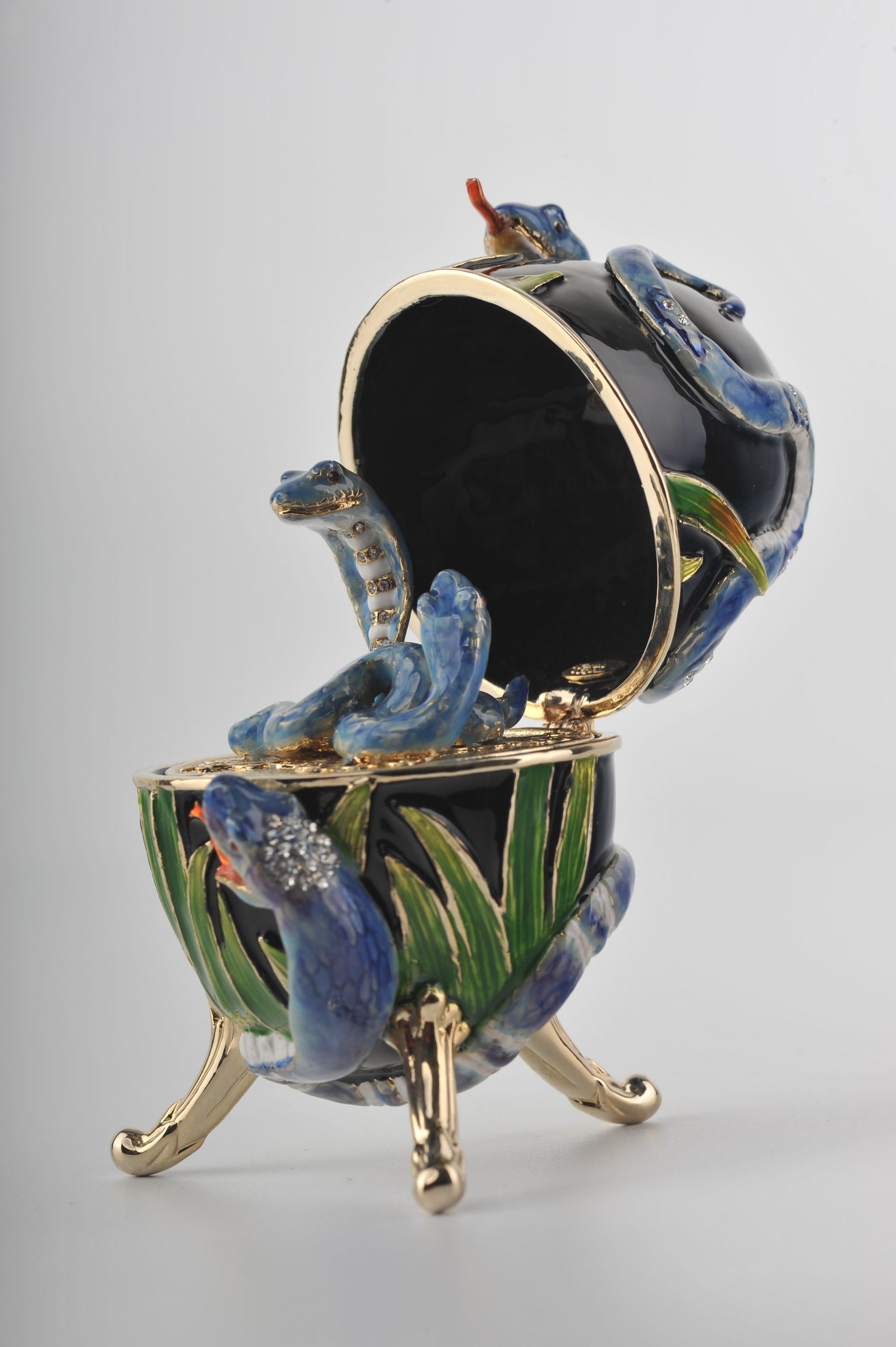 Keren Kopal Black Egg with Snakes