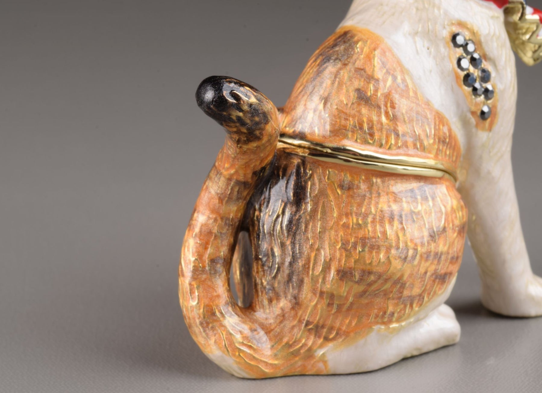 Keren Kopal Brown Cat