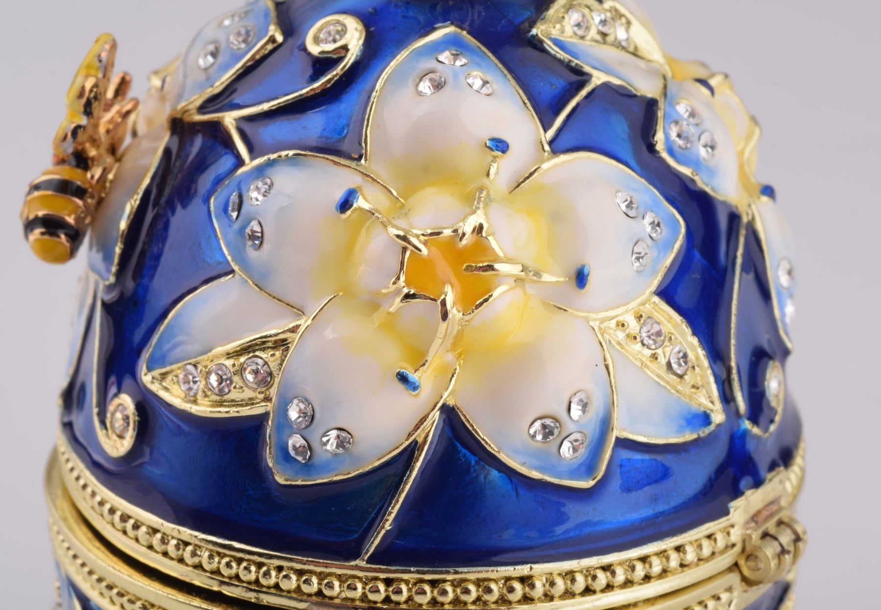 Keren Kopal Blue Easter Egg with Bee & Flowers