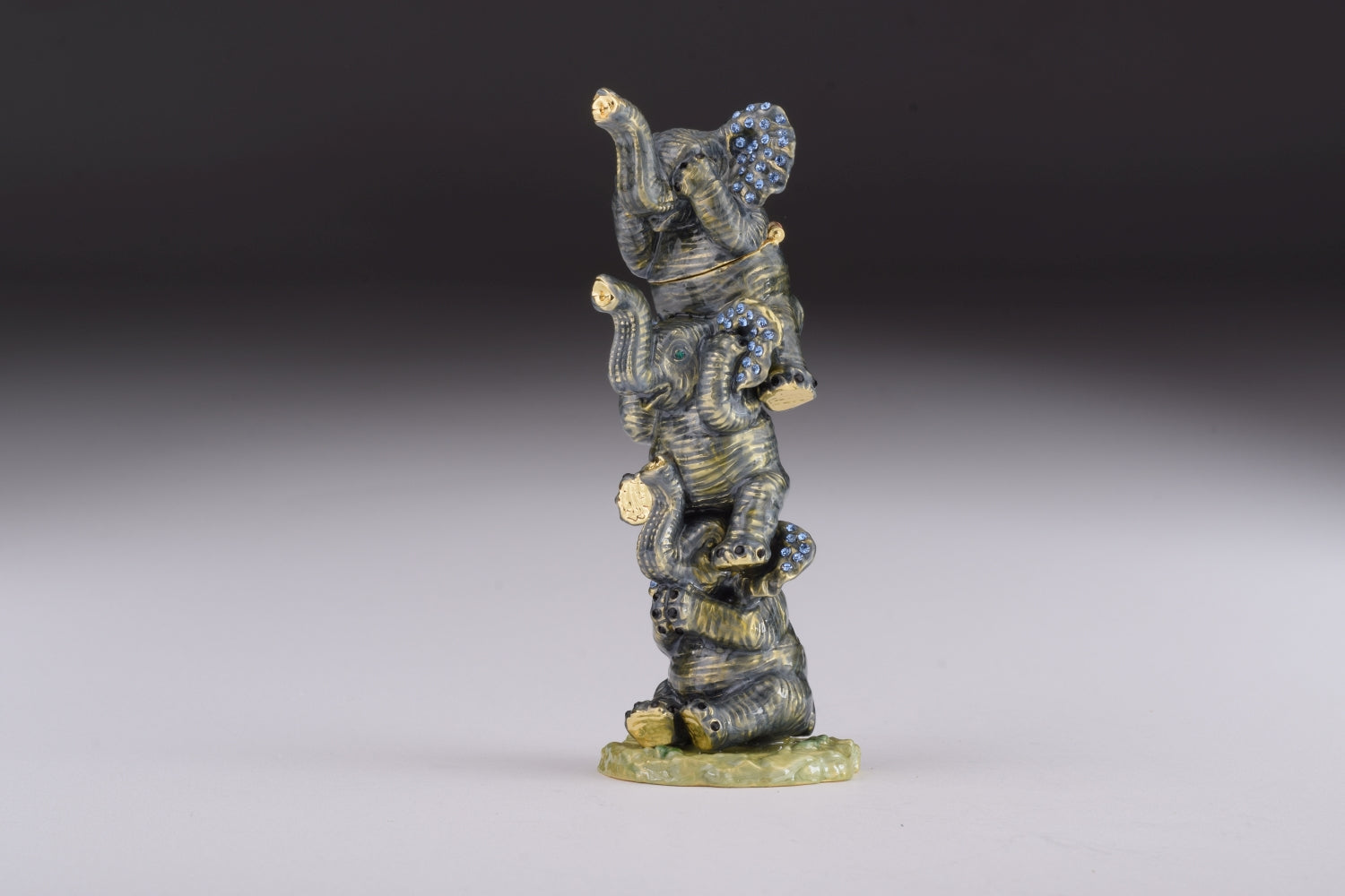 Keren Kopal Three Elephants